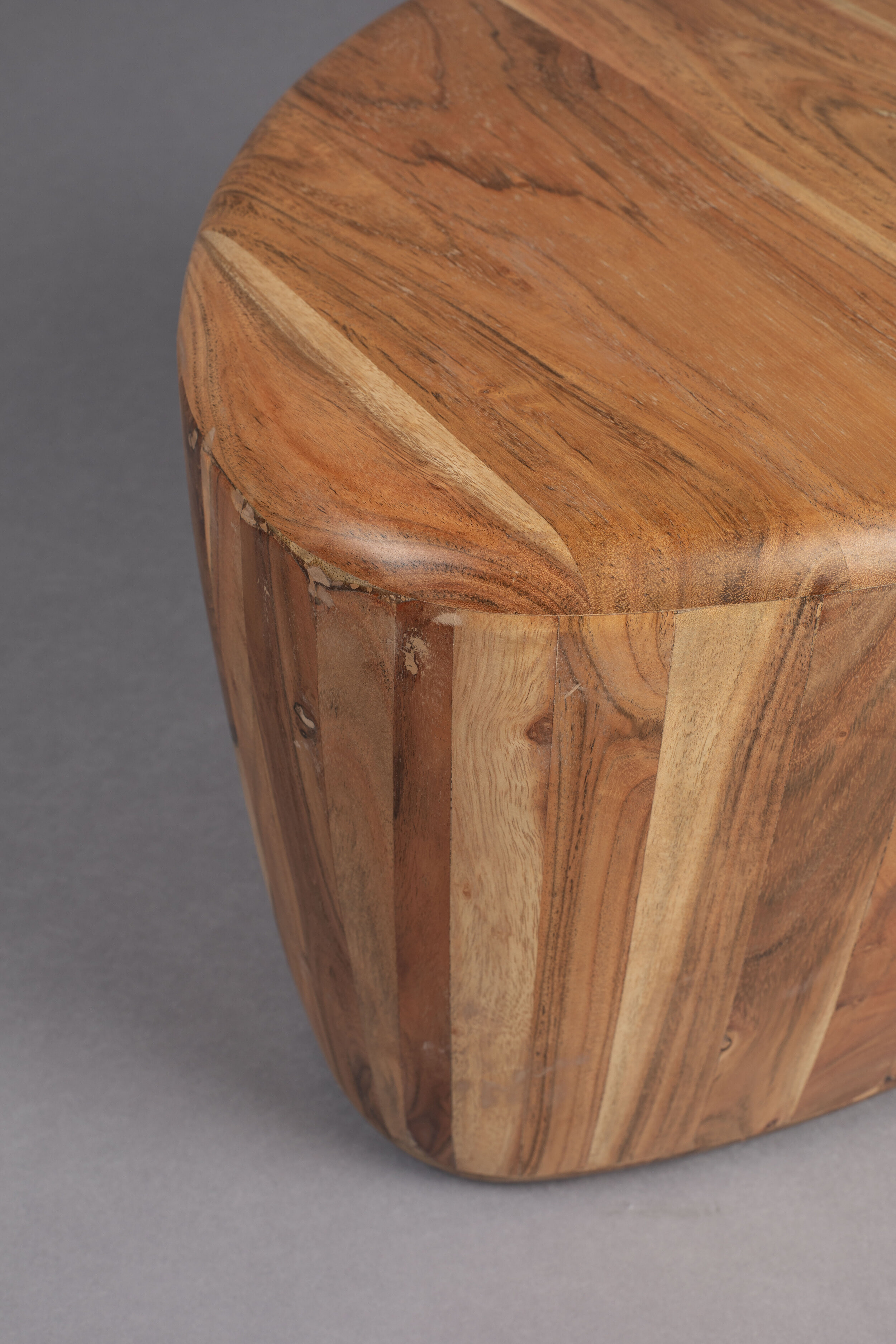 Dutchbone Organische Salontafel 'Ayla' Acaciahout, 58 x 45cm