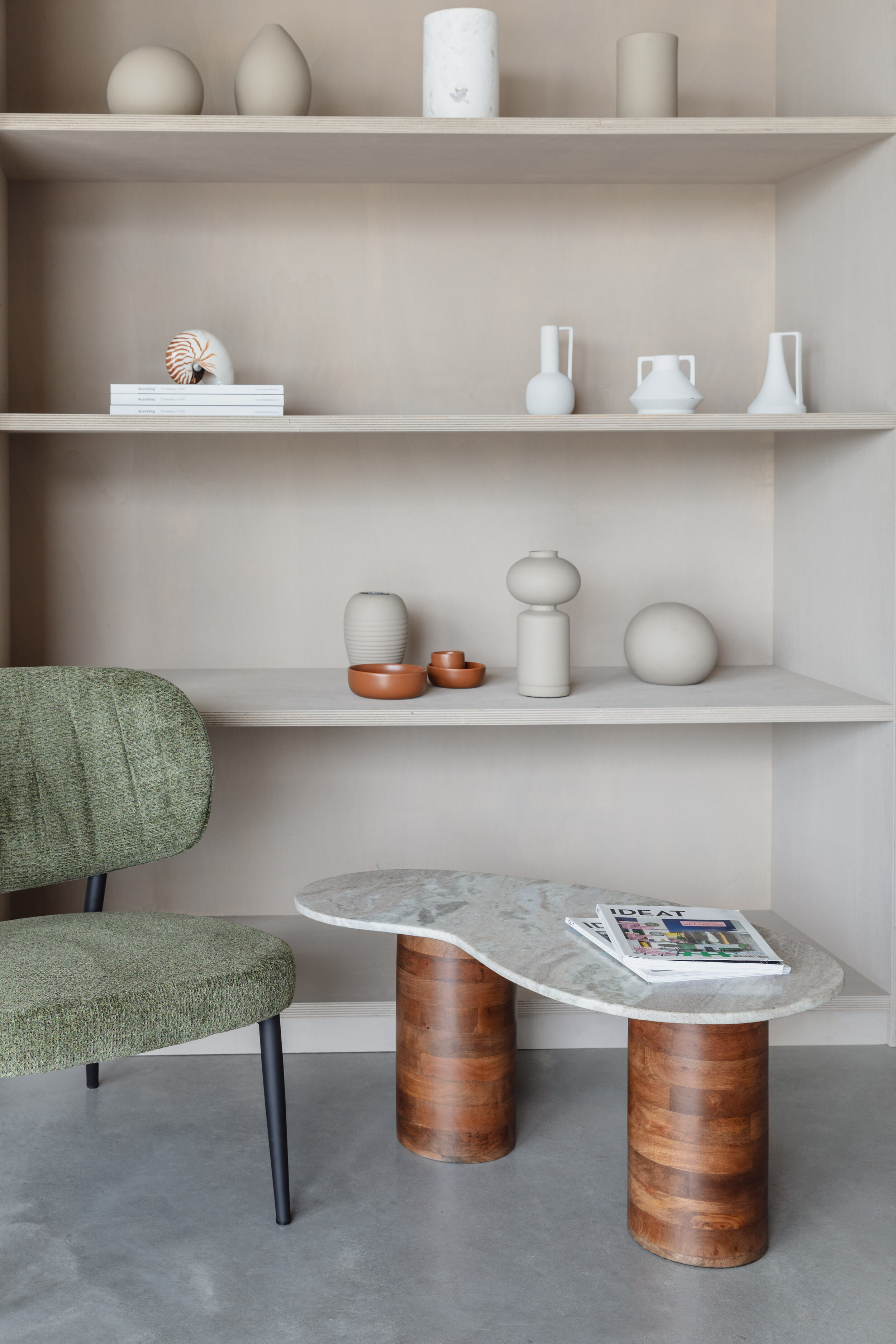 ZILT Organische Salontafel 'Patty' Marmer en mangohout, 86 x 48cm