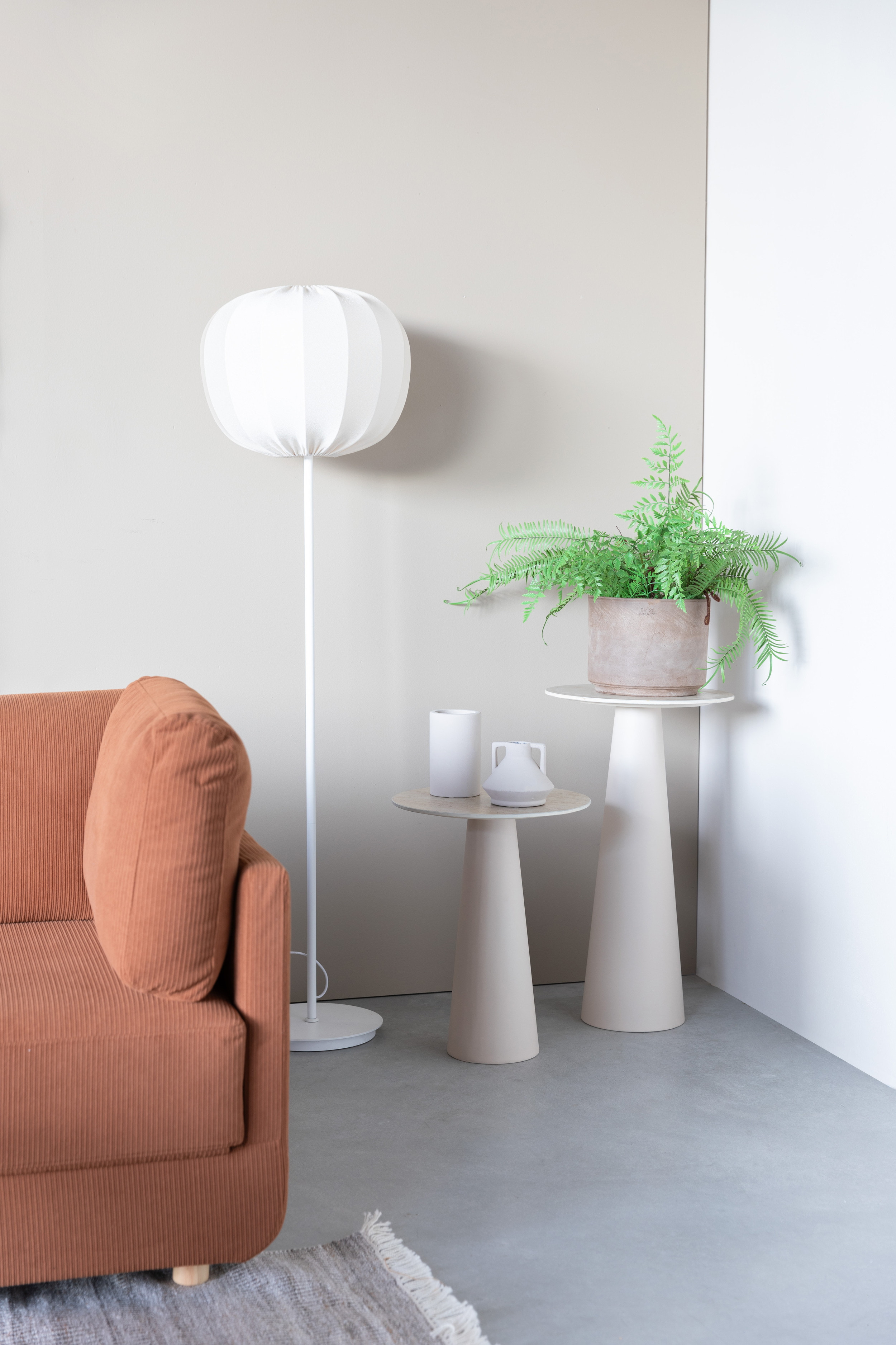 ZILT Ronde Bijzettafel 'Armanda' Keramiek, 70cm hoog