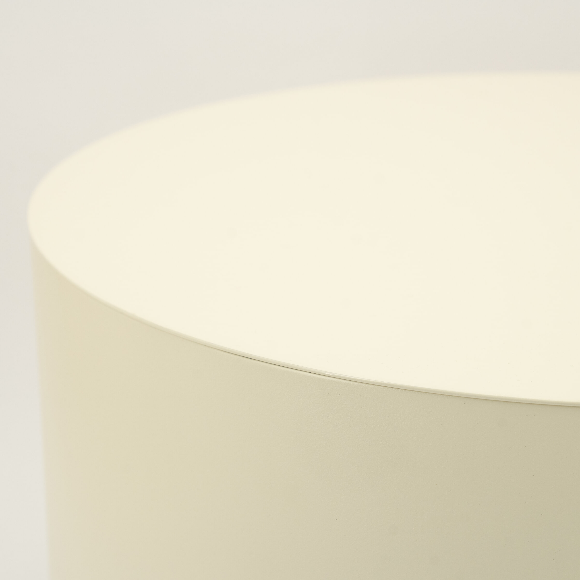 By-Boo Ronde Salontafel 'Mesita' 60cm metaal, kleur Beige