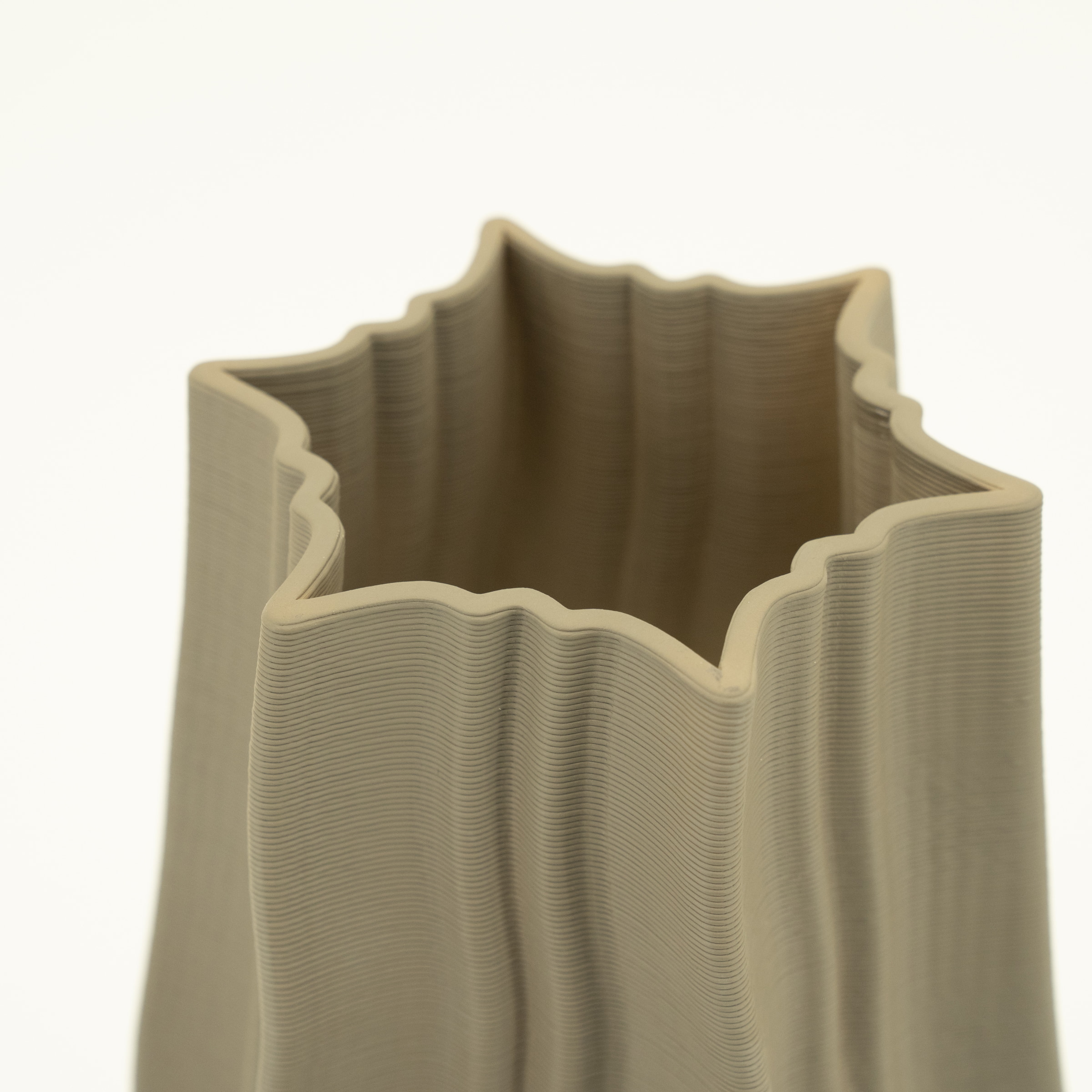 By-Boo Vaas 'Nove' 3D geprint Keramiek, 40cm