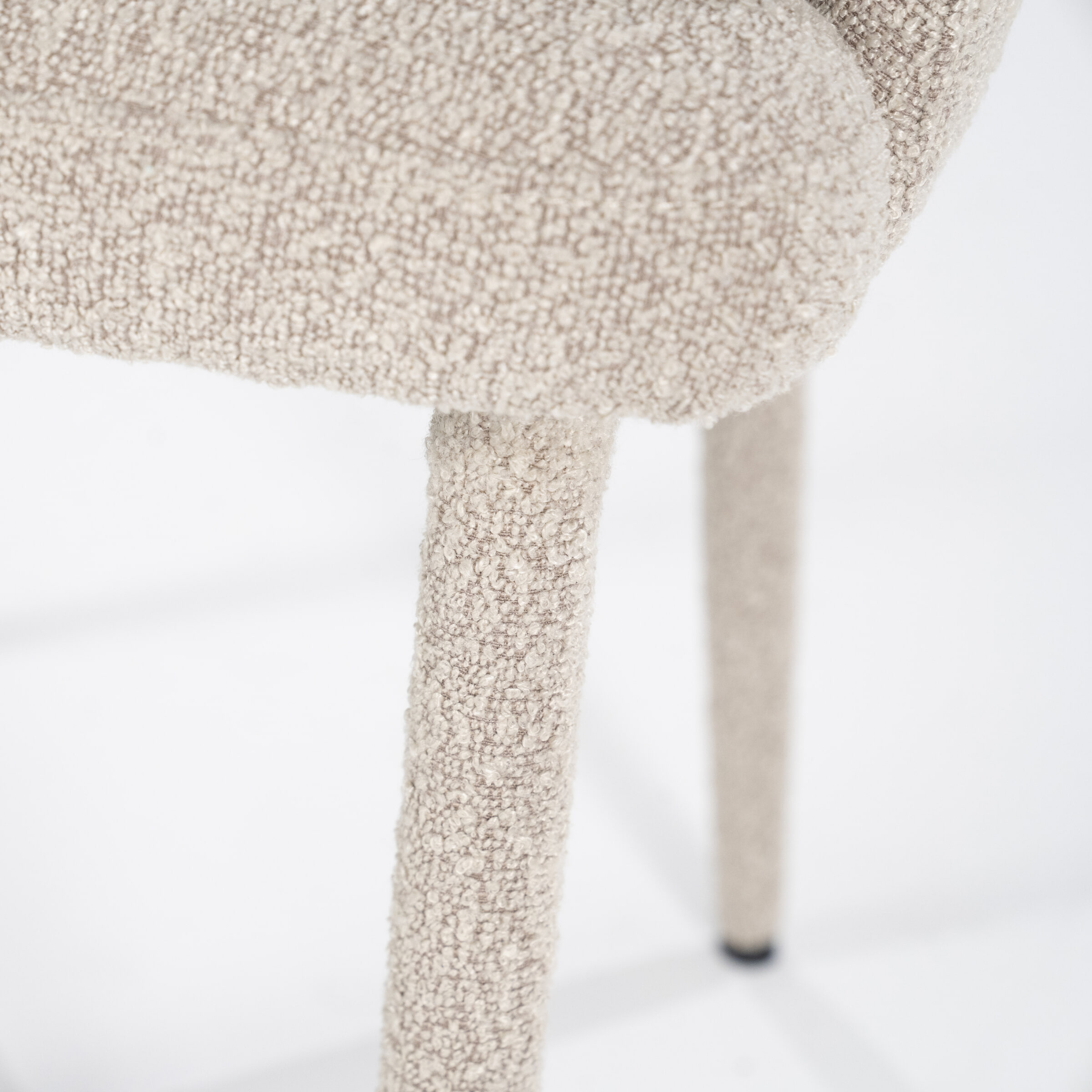 By-Boo Eetkamerstoel 'Fika' Bouclé, kleur Taupe