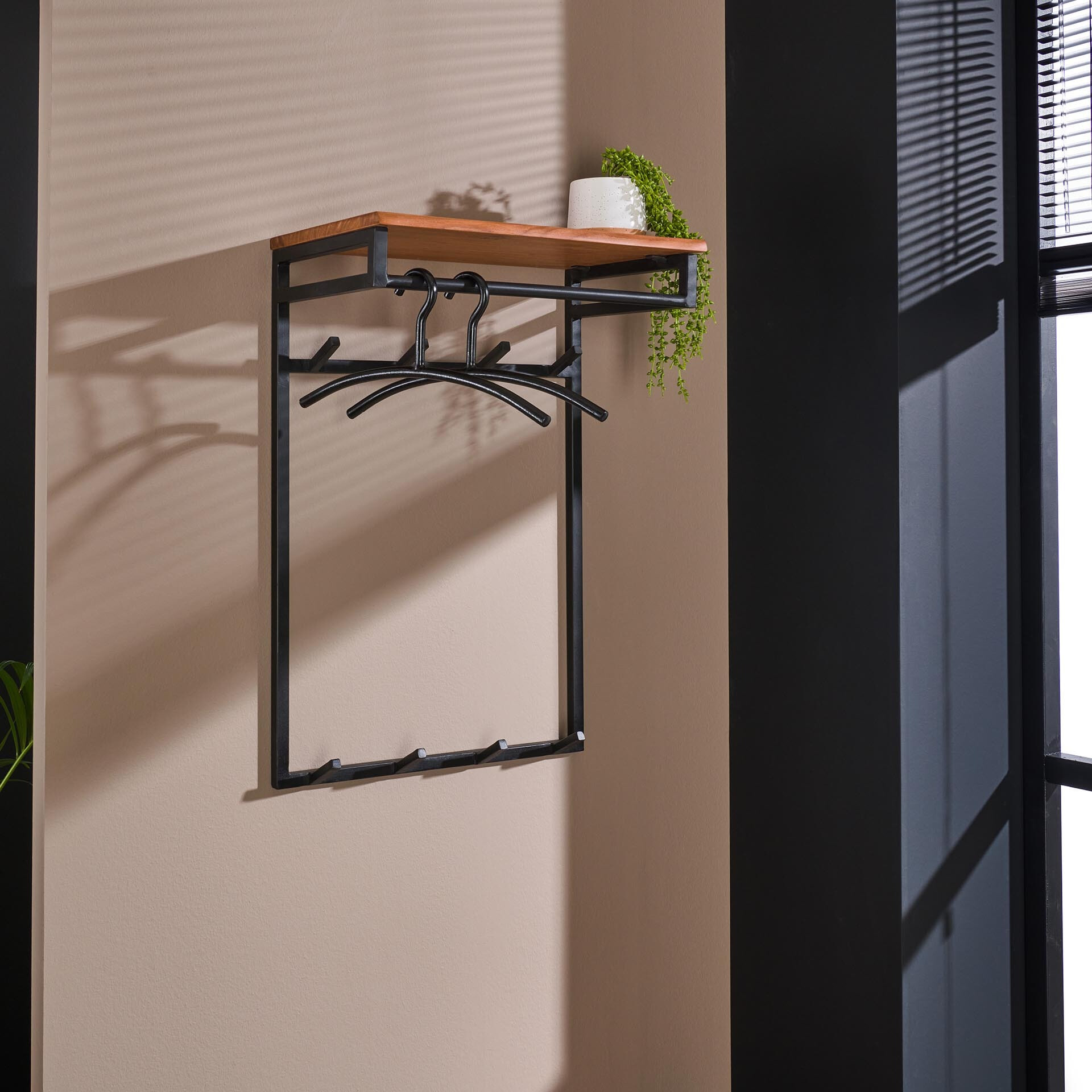 LifestyleFurn Kapstok Kelsie met 8 haken en roede, acaciahout - Massief acacia naturel