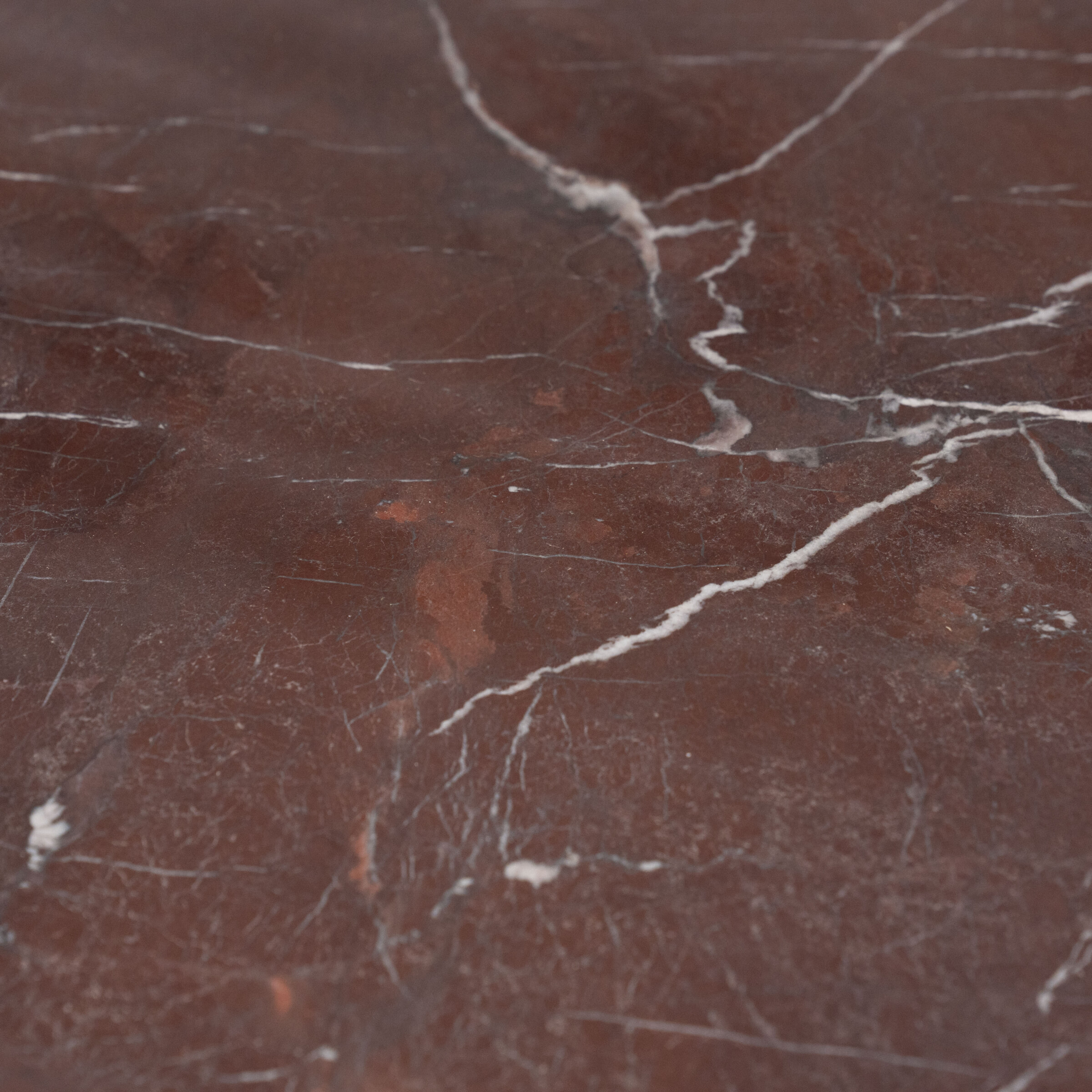 By-Boo Salontafel 'Dice' Marmer, 60 x 60cm, kleur Rood