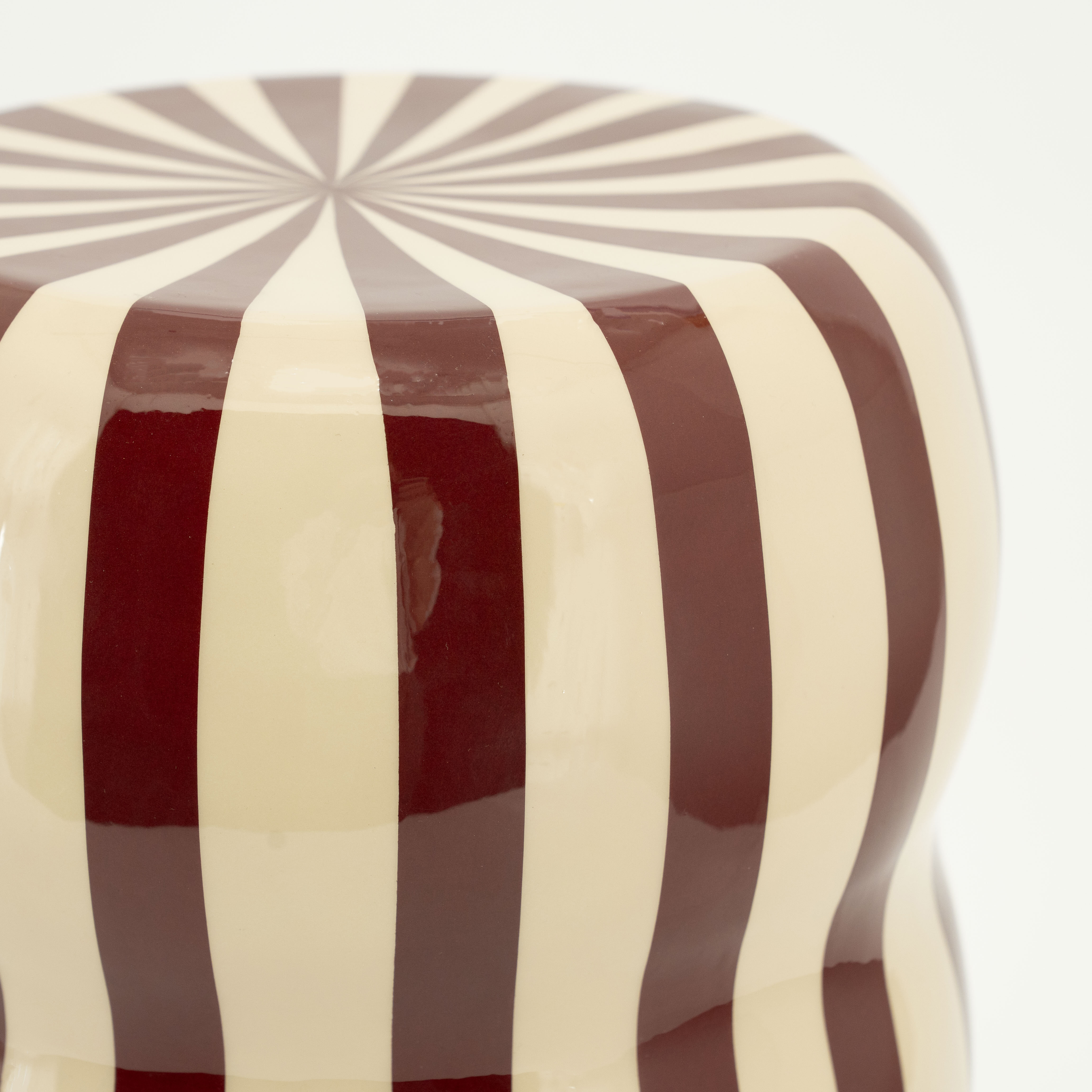 By-Boo Bijzettafel 'Candice' 28cm, kleur Beige/Burgundy