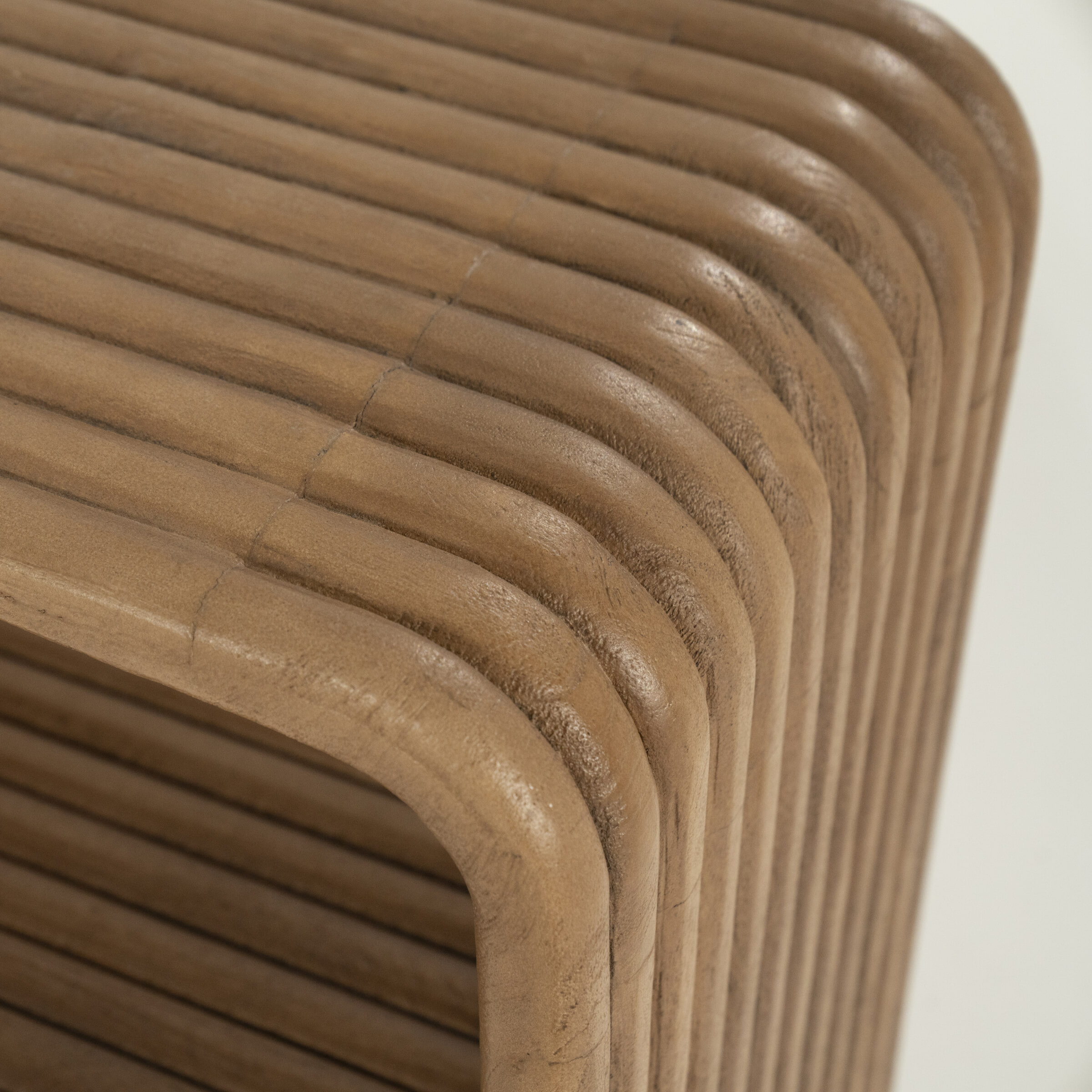 By-Boo Bijzettafel 'Rigato' Mangohout, 40 x 30cm