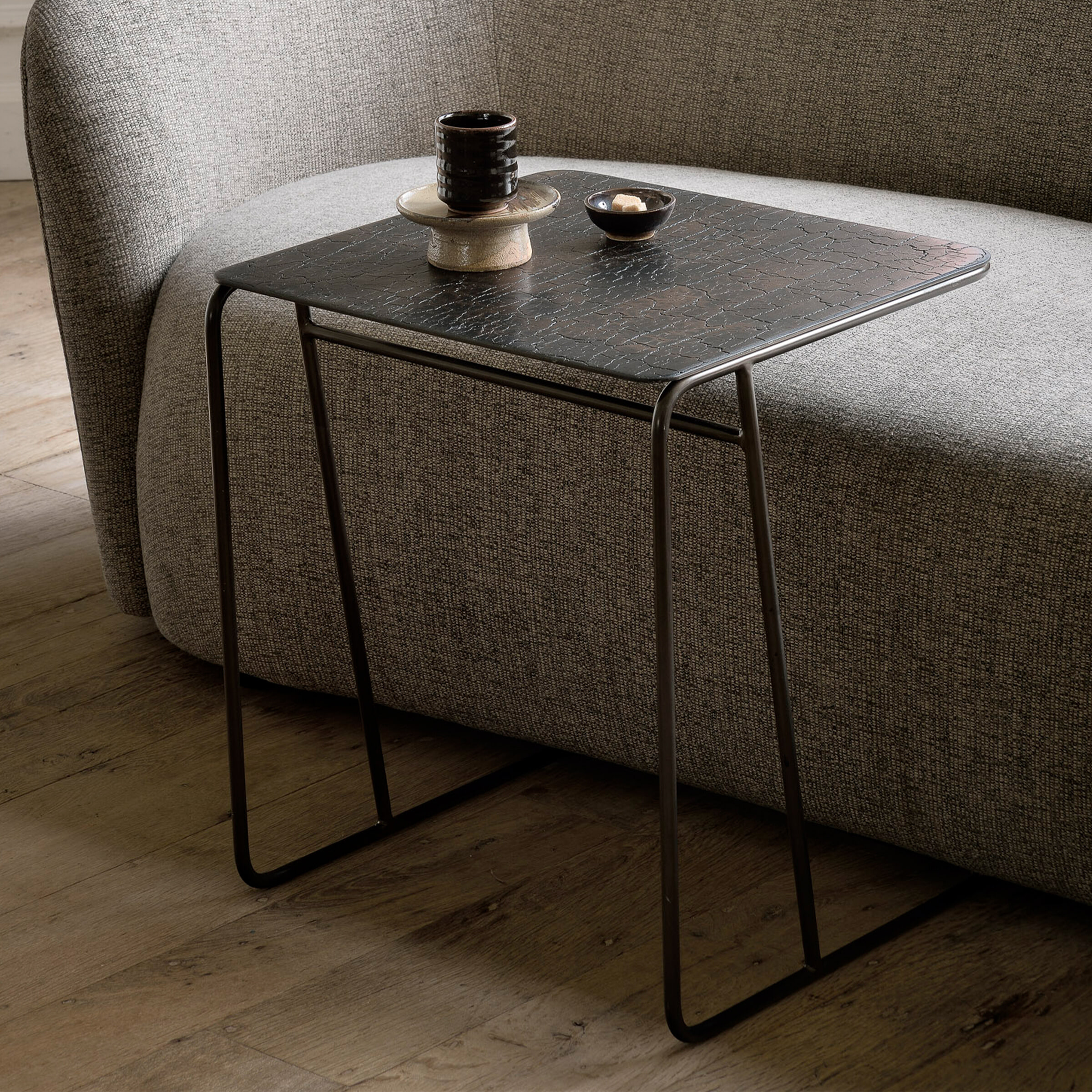 Ethnicraft Bijzettafel Ellipse Minerals, 45 x 40cm - Umber