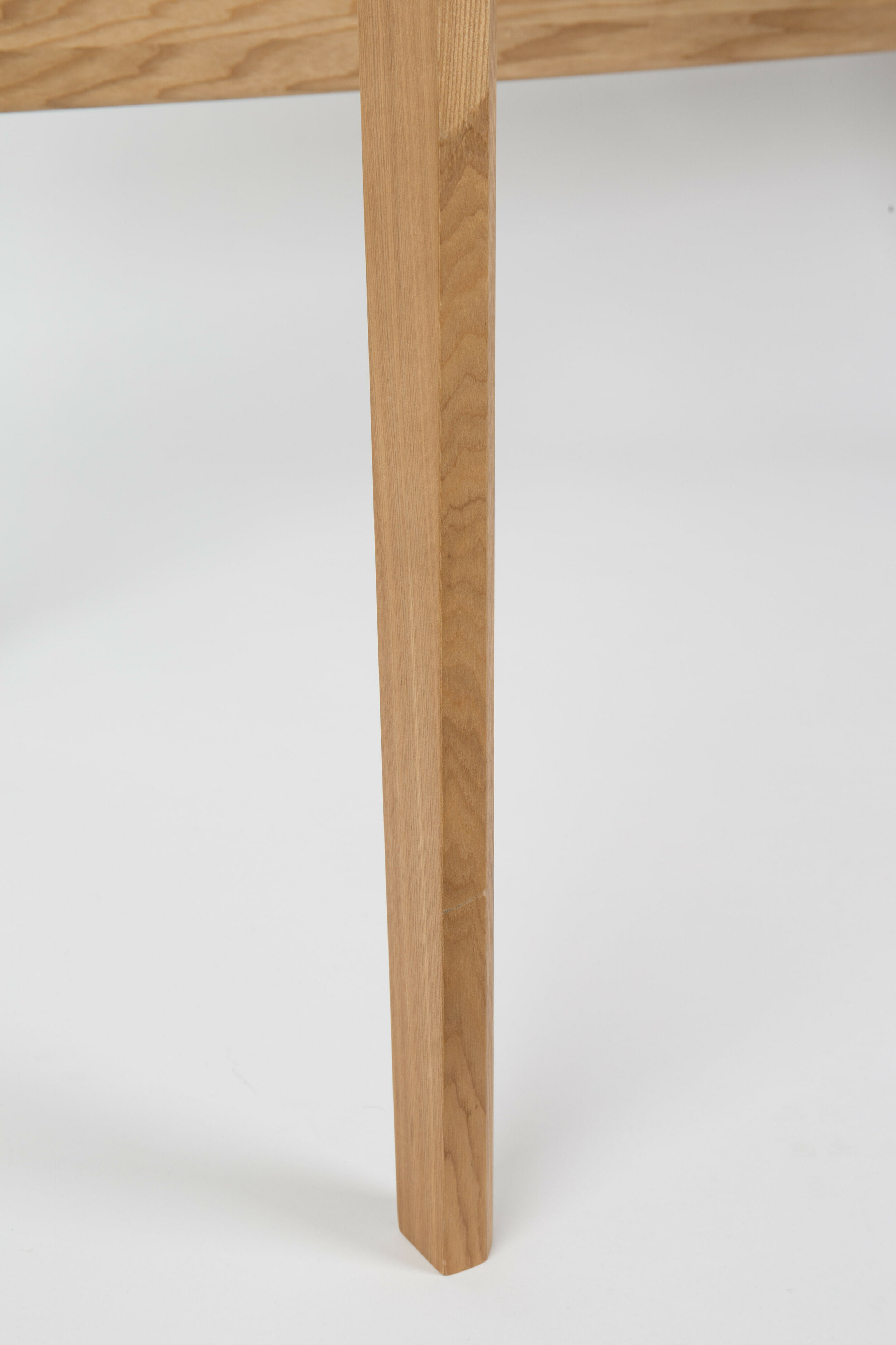 Zuiver Bureau 'Barbier' Essenhout, kleur Naturel