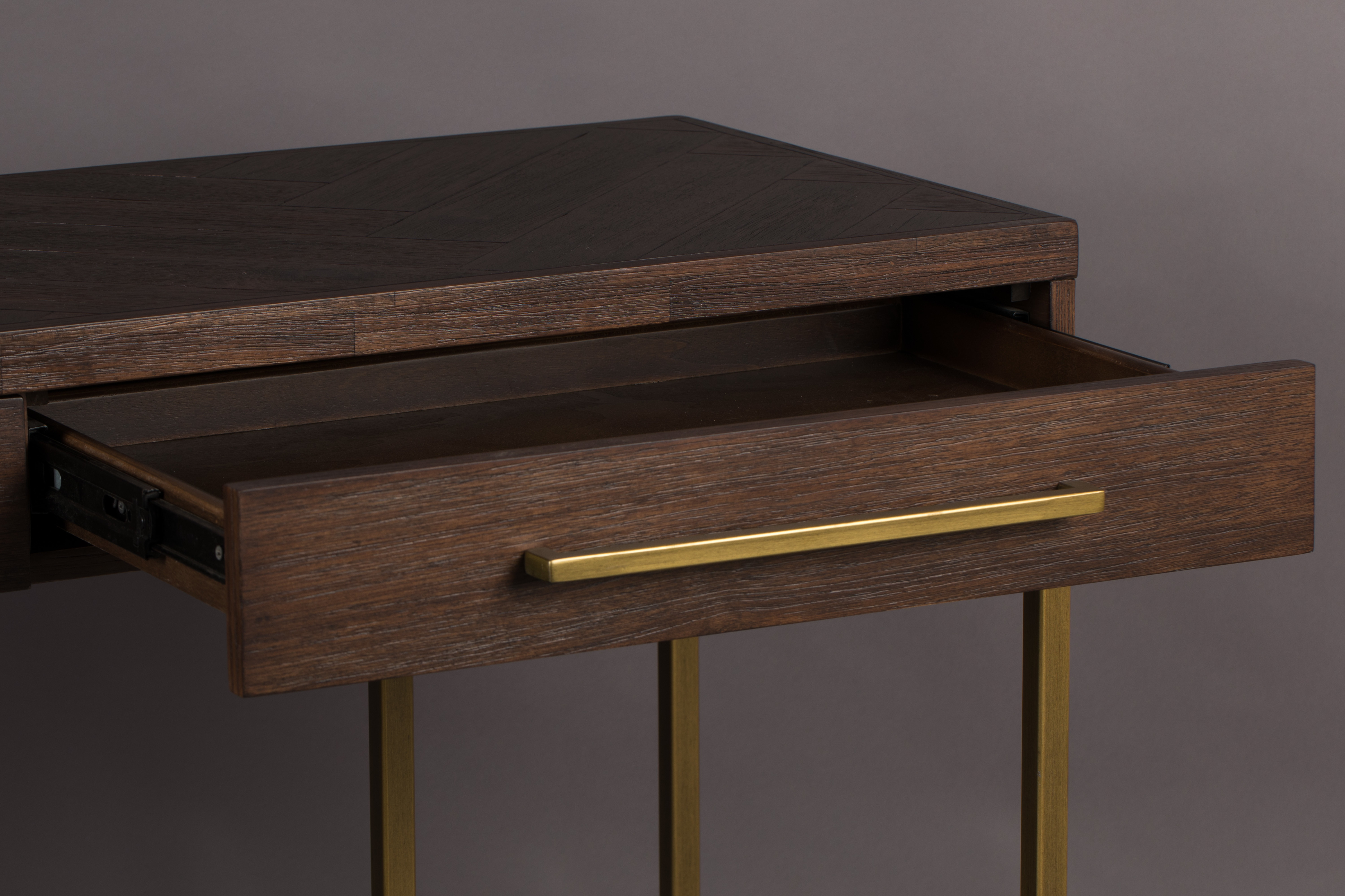 Dutchbone Sidetable 'Class' Antique Brass, 120cm, kleur Bruin