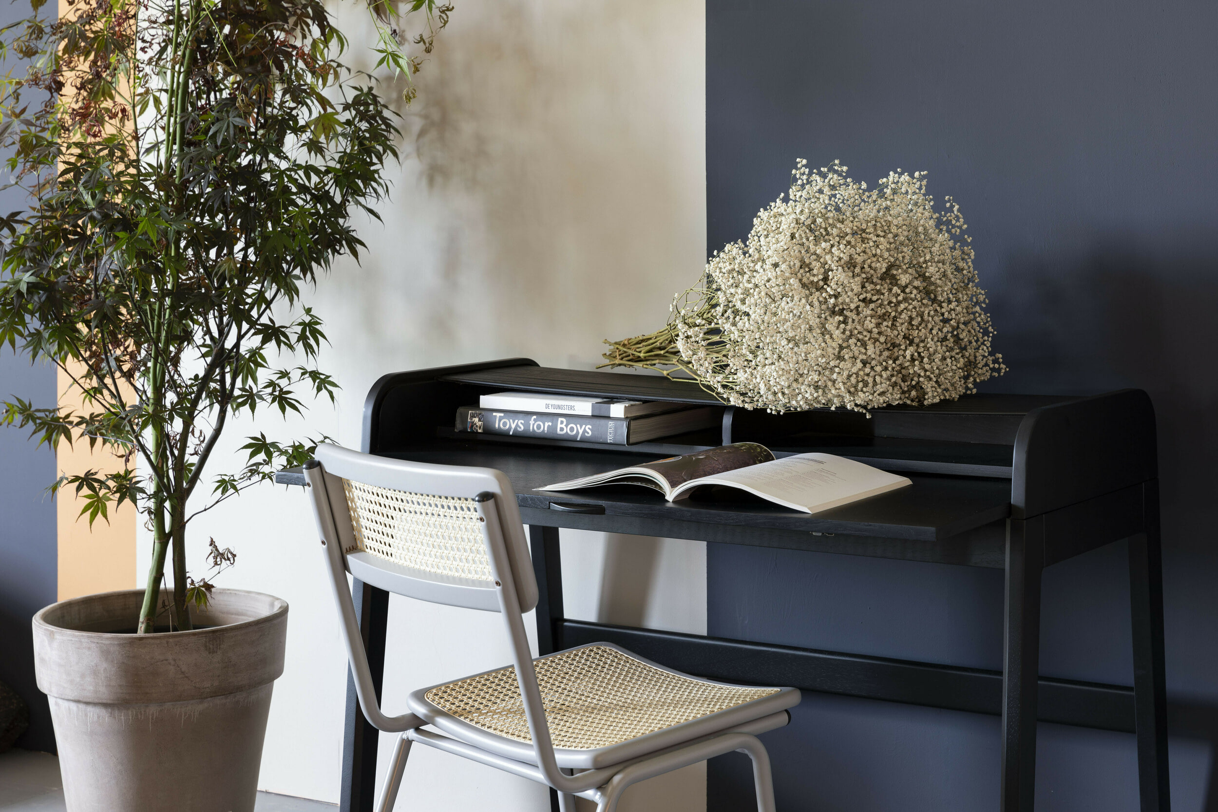 Zuiver Bureau 'Barbier' Eikenhout, kleur Zwart