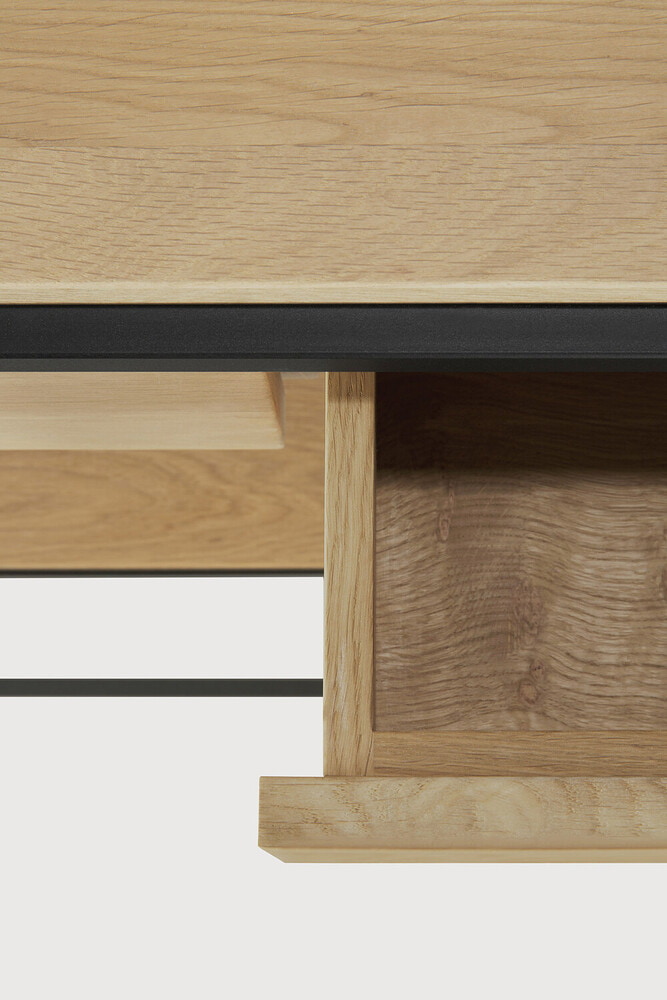 Ethnicraft Sidetable 'Monolit' Geolied Eikenhout, 122cm, kleur Naturel