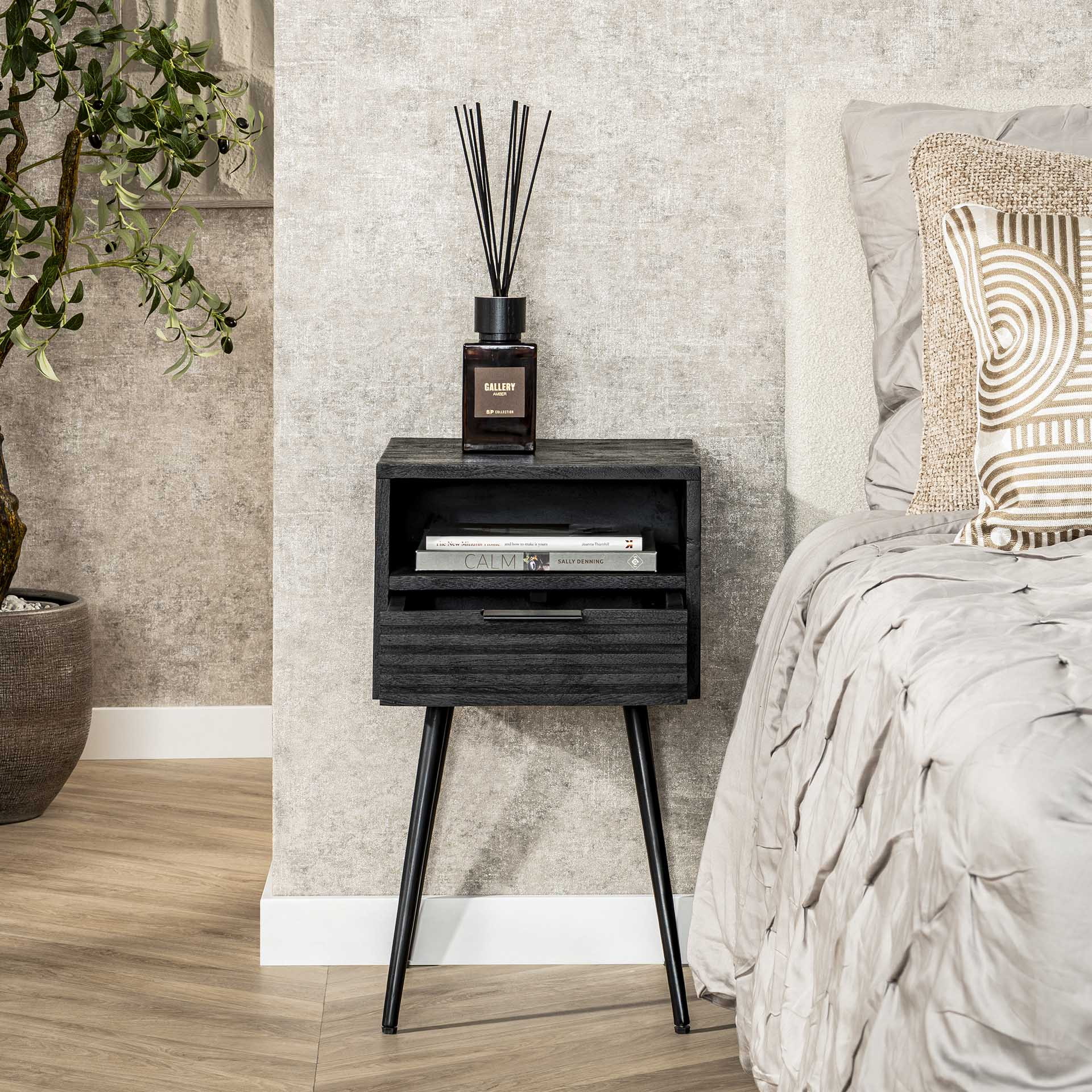 LifestyleFurn Smal Nachtkastje 'Novy' Mangohout met 1 lade, kleur zwart