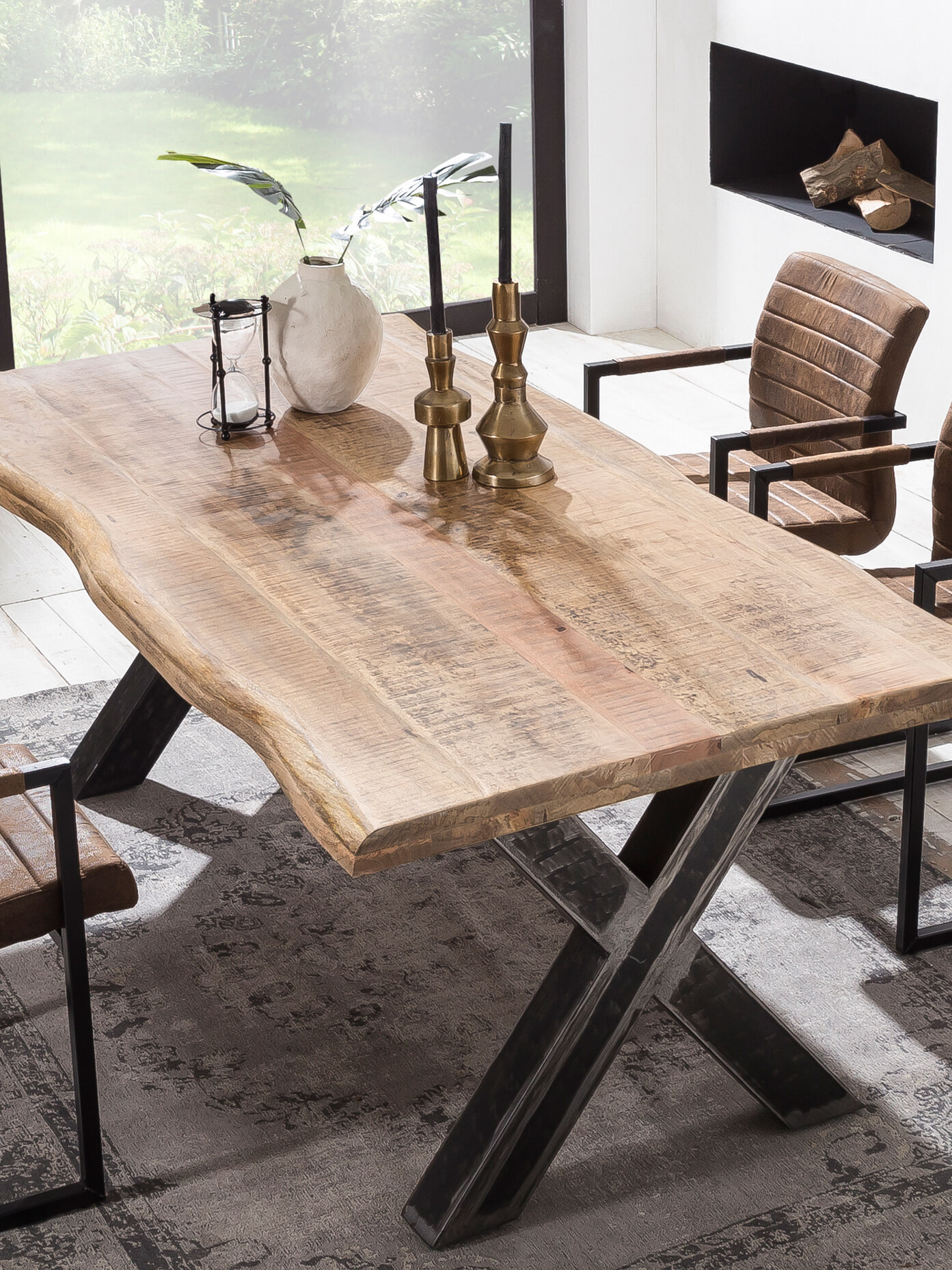 Artistiq Boomstam Eettafel 'Jheri' Mangohout, 220 x 100cm
