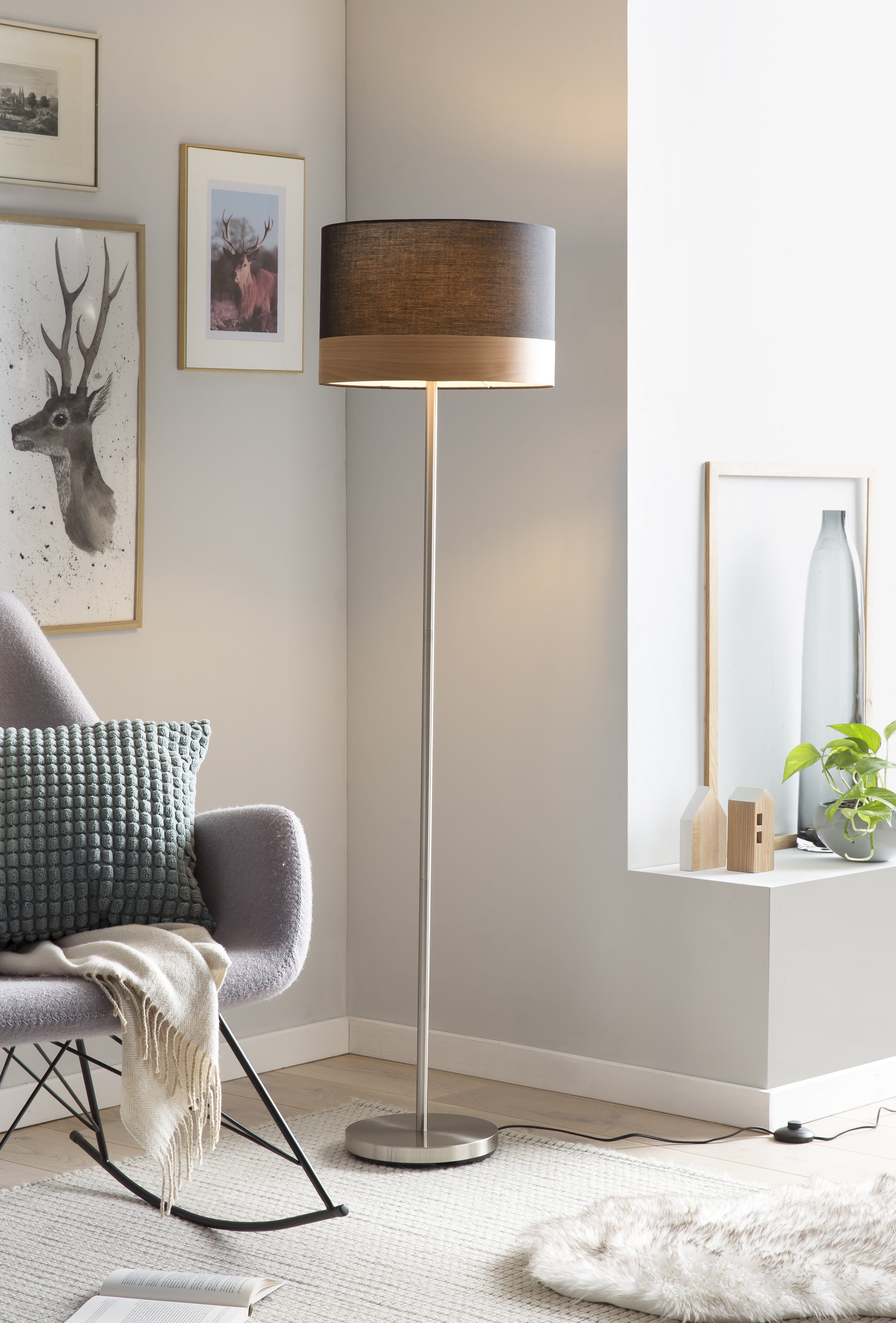 Artistiq Vloerlamp 'Niko' 150cm hoog, kleur Zwart