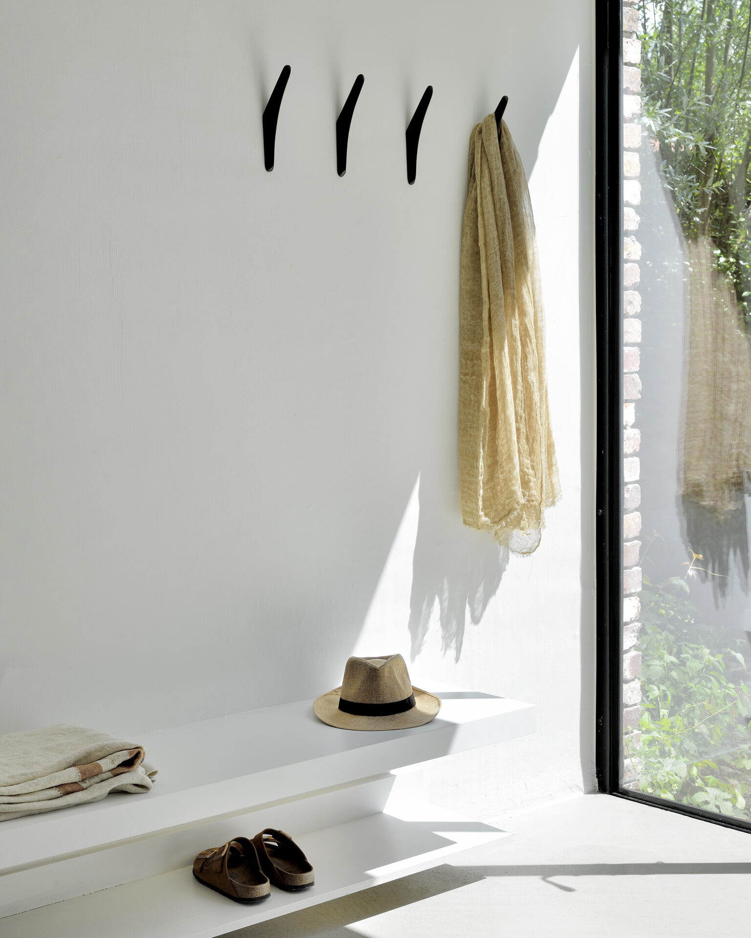 Ethnicraft Wandhaak 'PI' Mahoniehout, Set van 2 stuks, kleur Donkerbruin