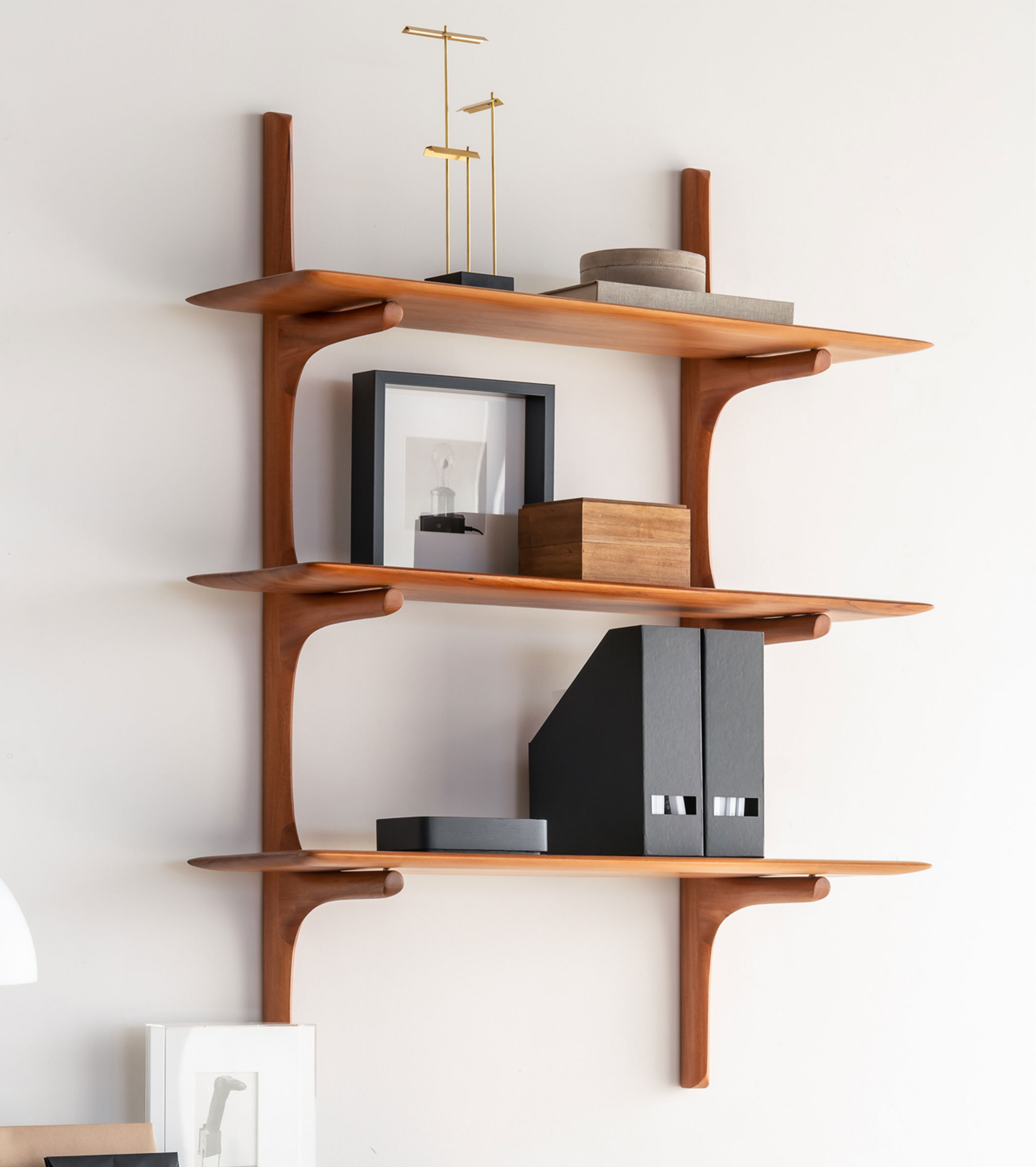 Ethnicraft Wandrek 'PI' Gevernist Mahoniehout, Met 3 planken, kleur Bruin