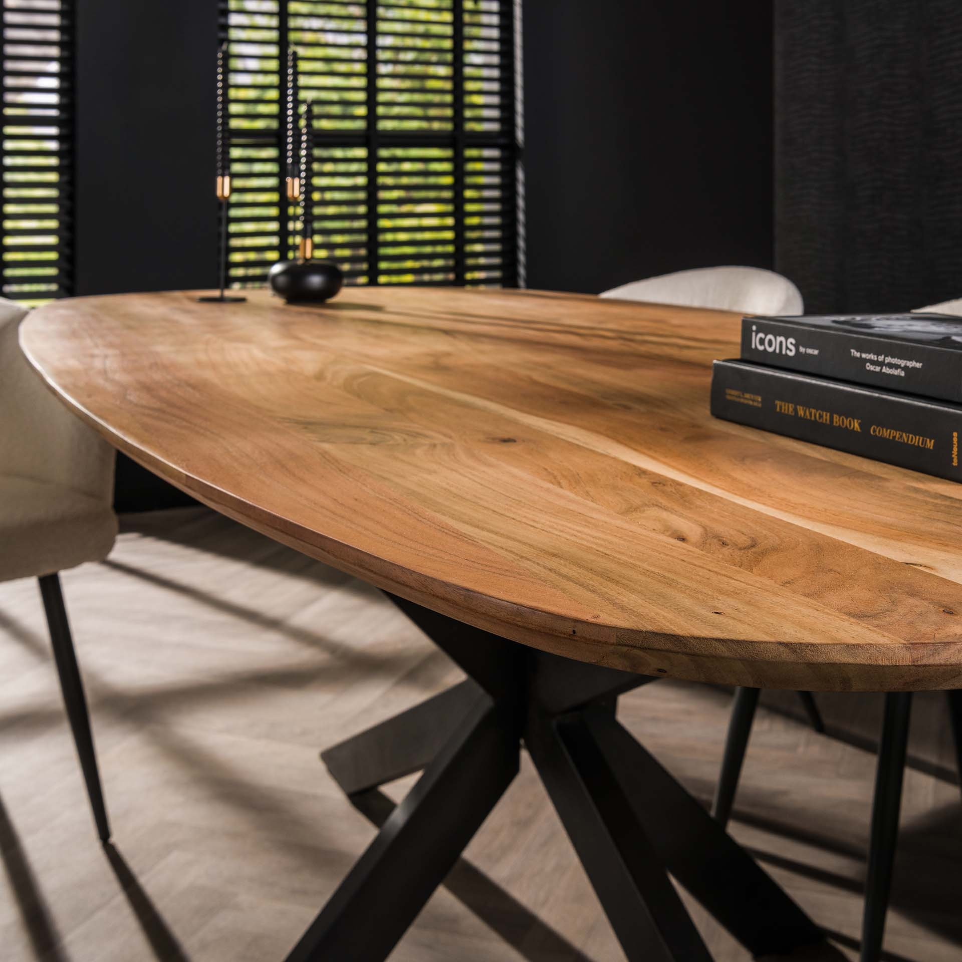 LifestyleFurn Eettafel 'Imre' Deens ovaal, Acaciahout, 215 x 105cm