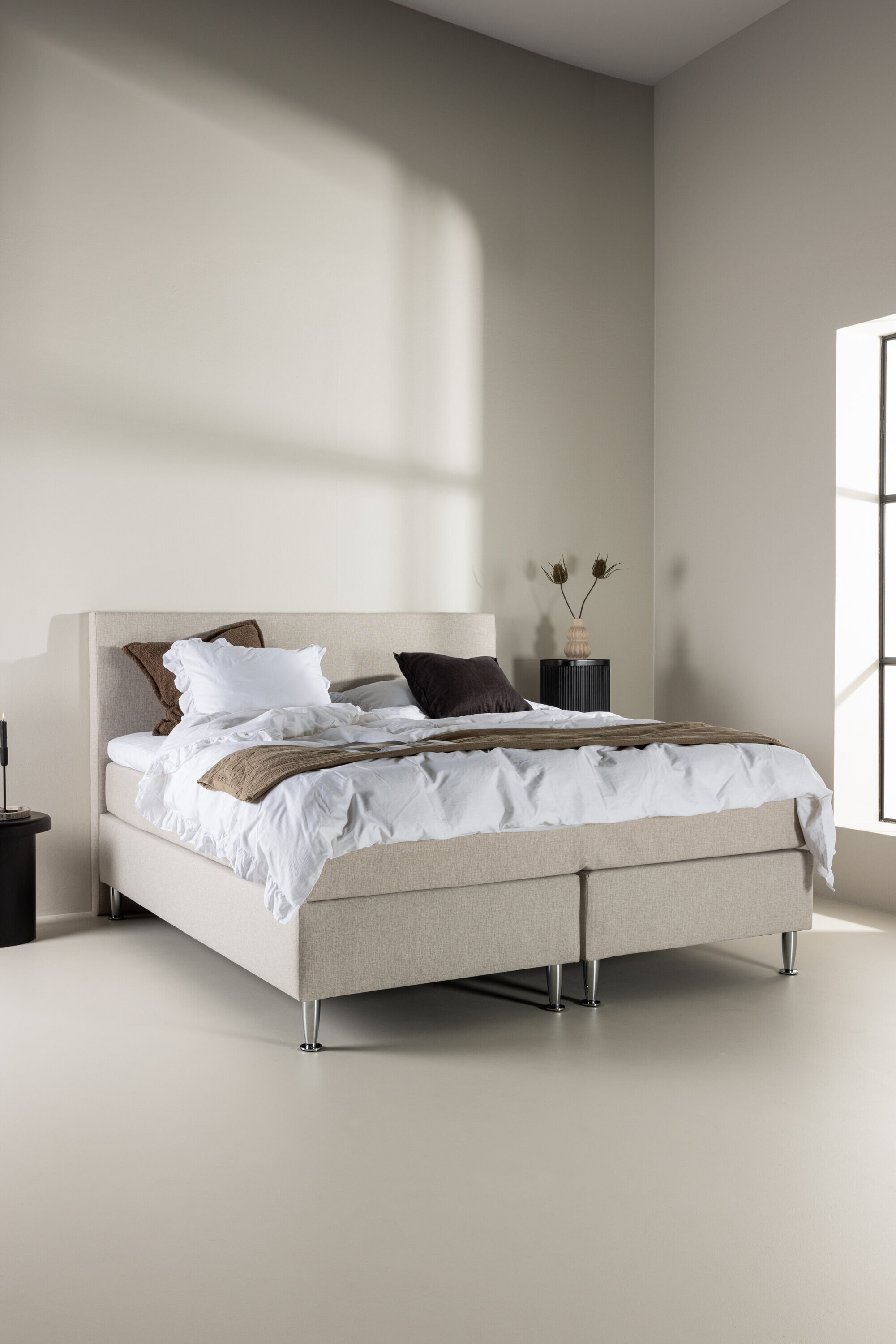 Nohr Bed Jacquise 180 x 200cm - Beige