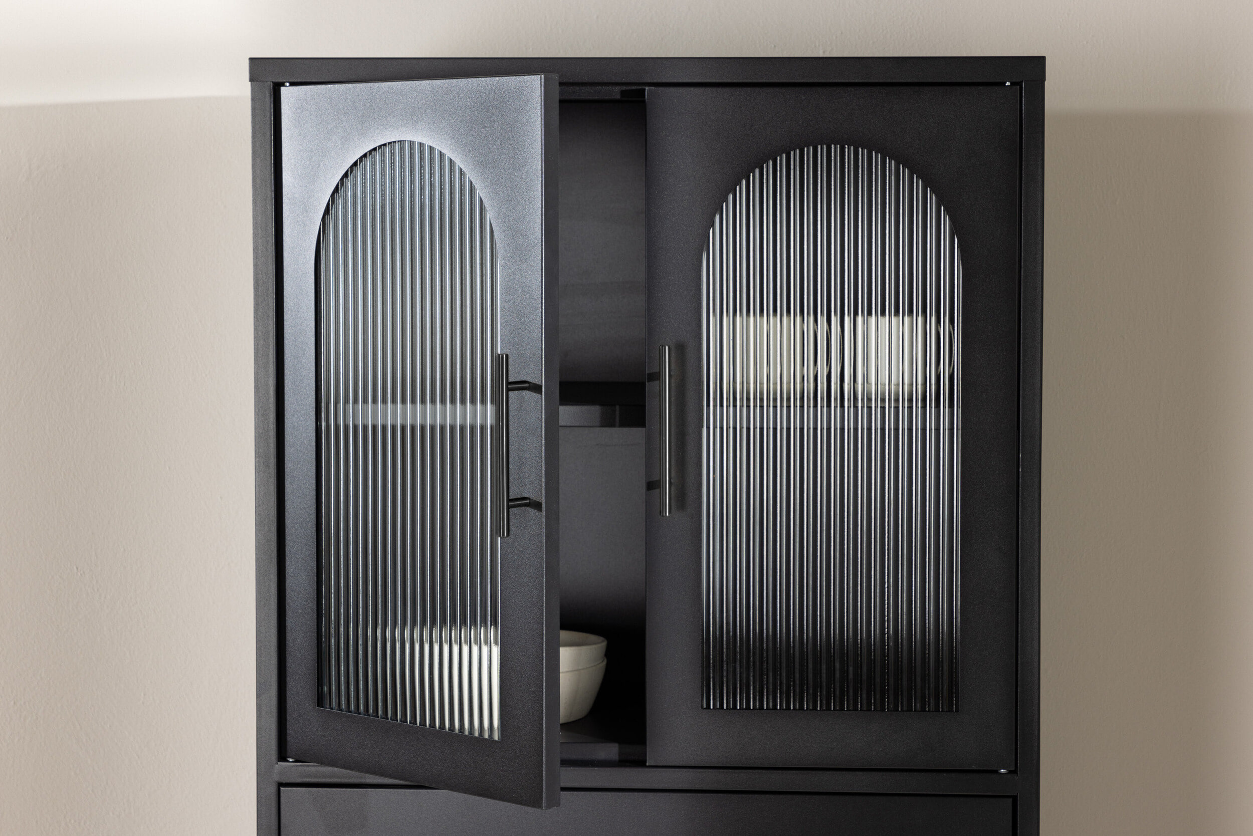 Nohr Vitrinekast 'Criag' 160 x 70cm, kleur Zwart