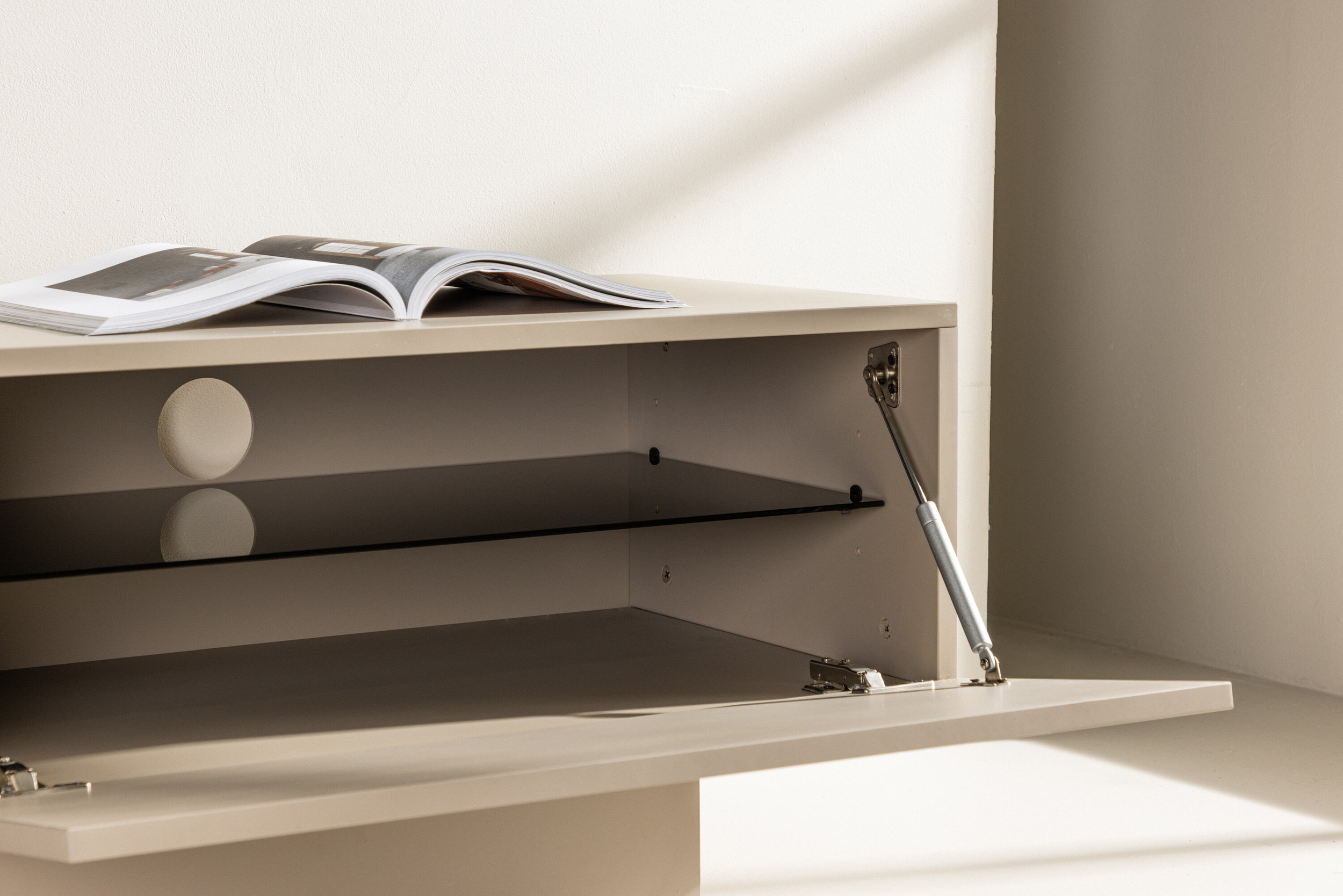 Nohr TV-meubel 'Willam' met 2 kleppen, 160cm, kleur Beige