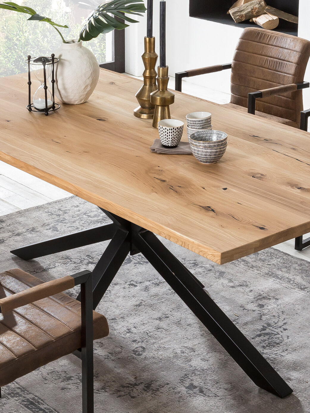 Artistiq Eettafel 'Dashawn' Eikenhout, 240 x 100cm, kleur Zwart
