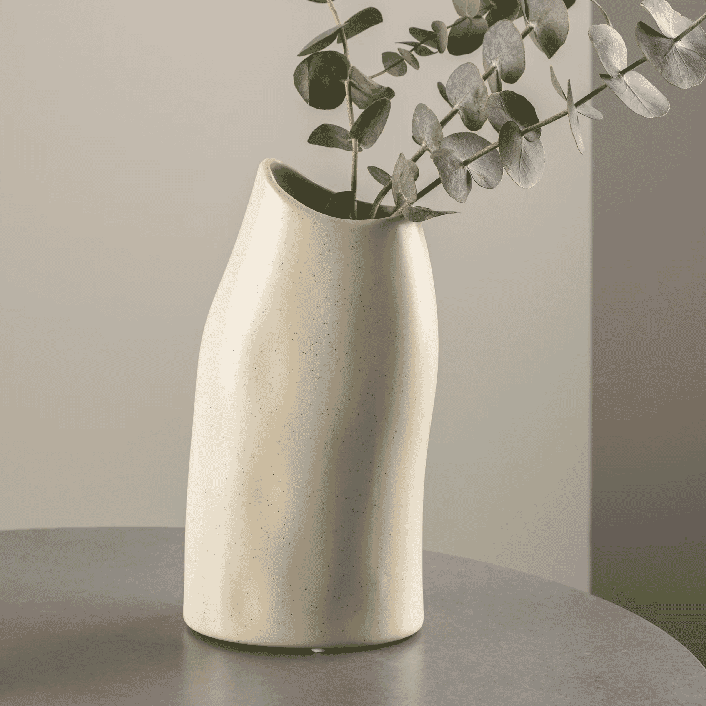 Nohr Vaas 'Felisia' 23cm hoog, kleur Beige/Zwart