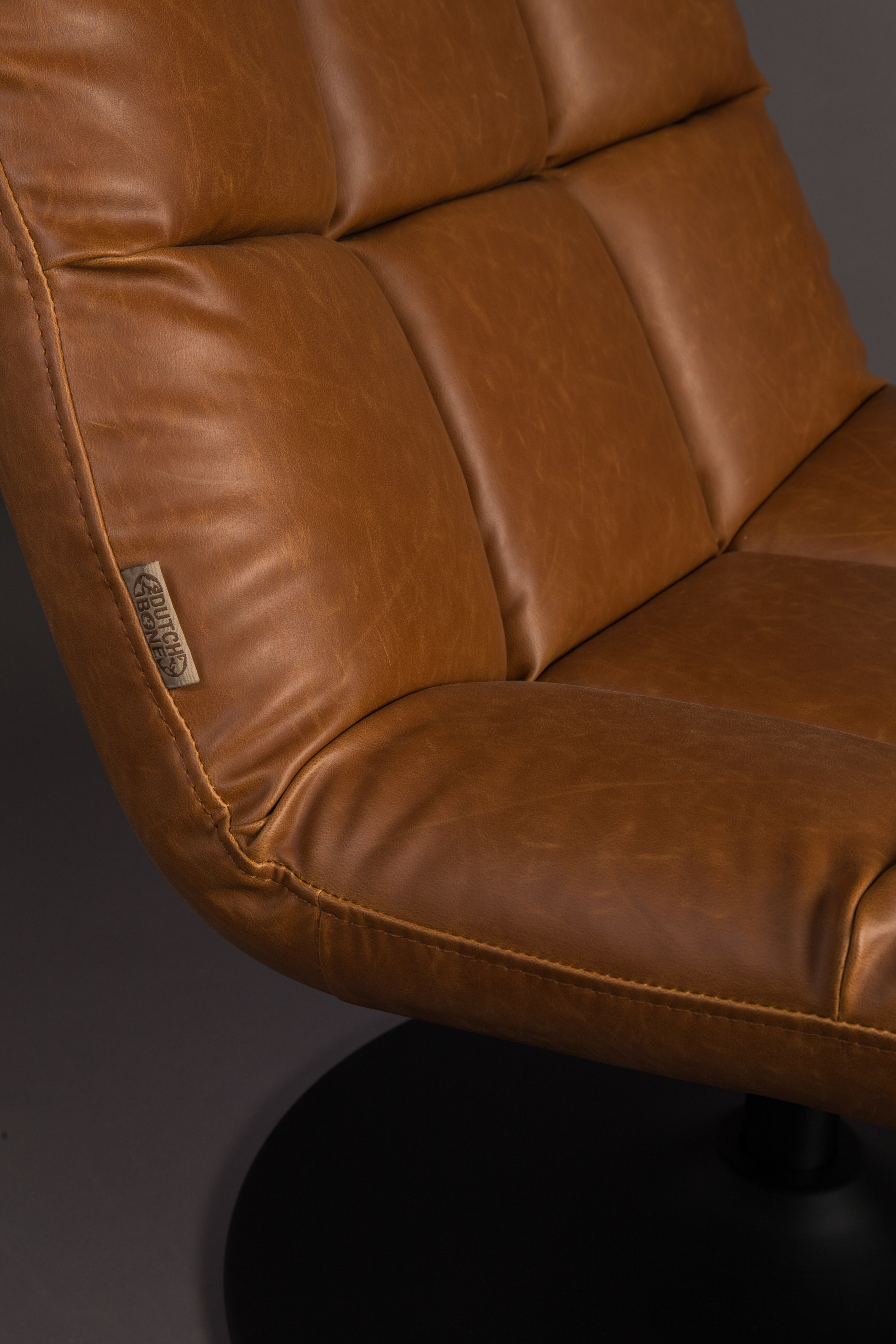 Dutchbone Fauteuil 'Bar' PU, kleur Vintage Bruin