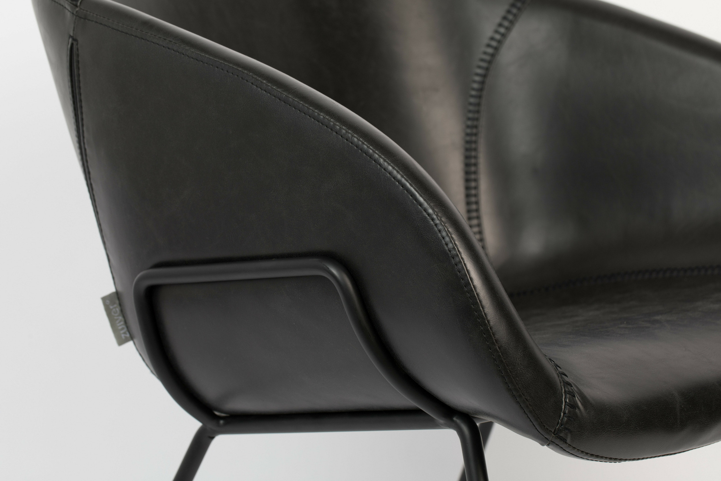 Zuiver Fauteuil 'Feston' PU leer, kleur Zwart