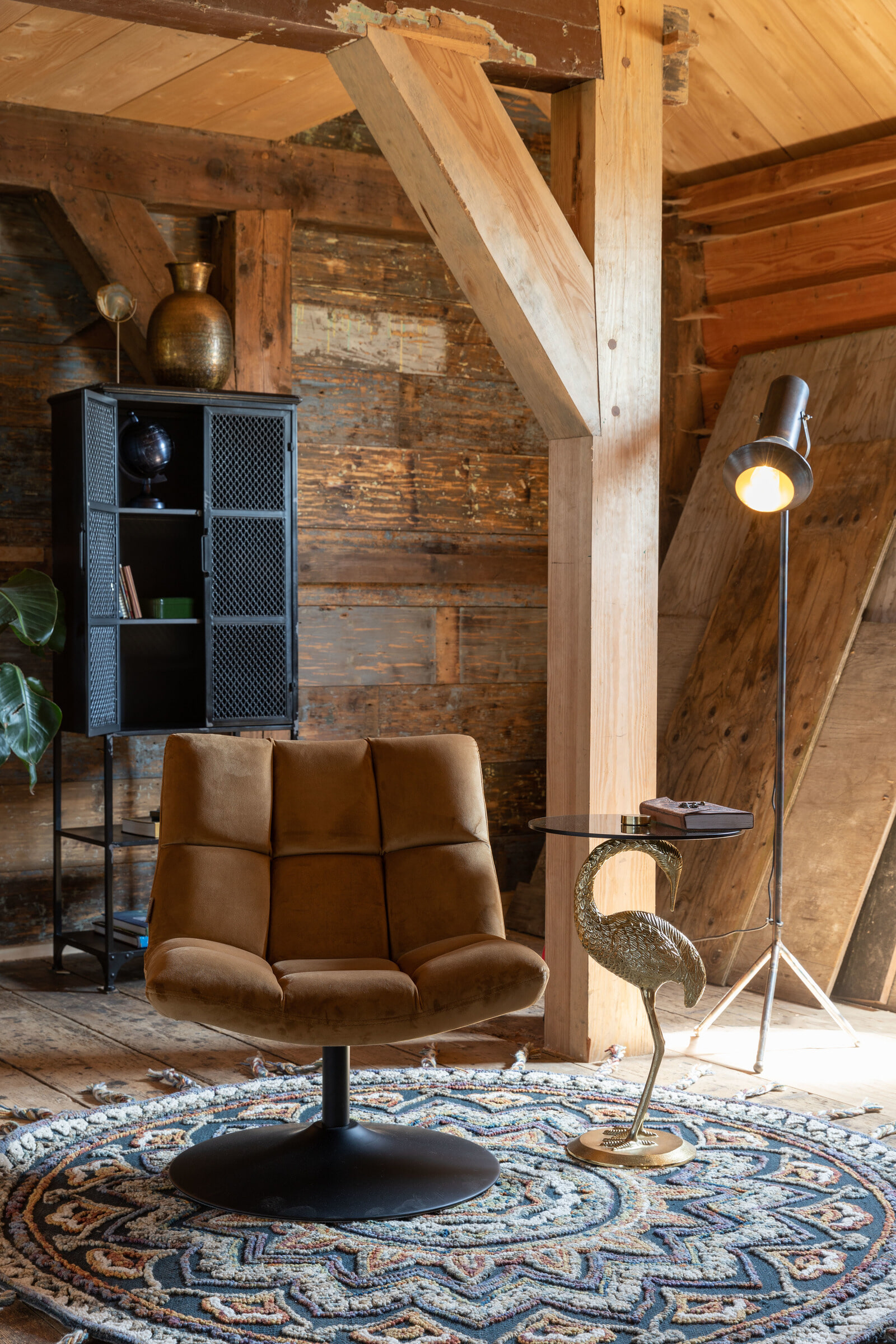 Dutchbone Fauteuil 'Bar' Velvet, kleur Goud