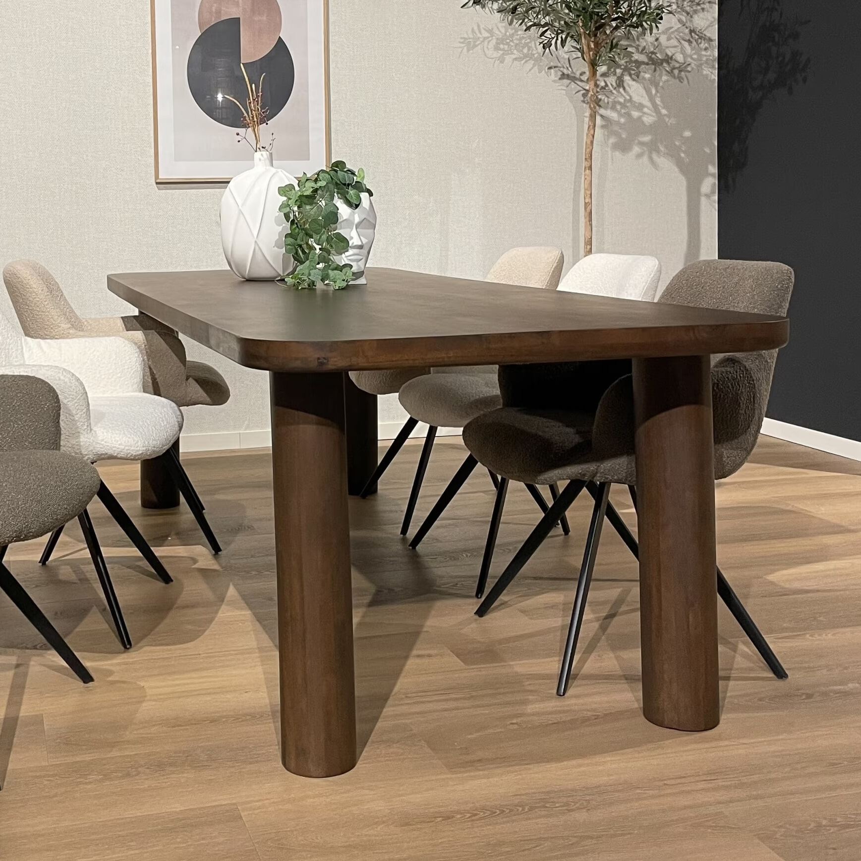 Livingfurn Eettafel Badou Mangohout, 240 x 100cm - Bruin