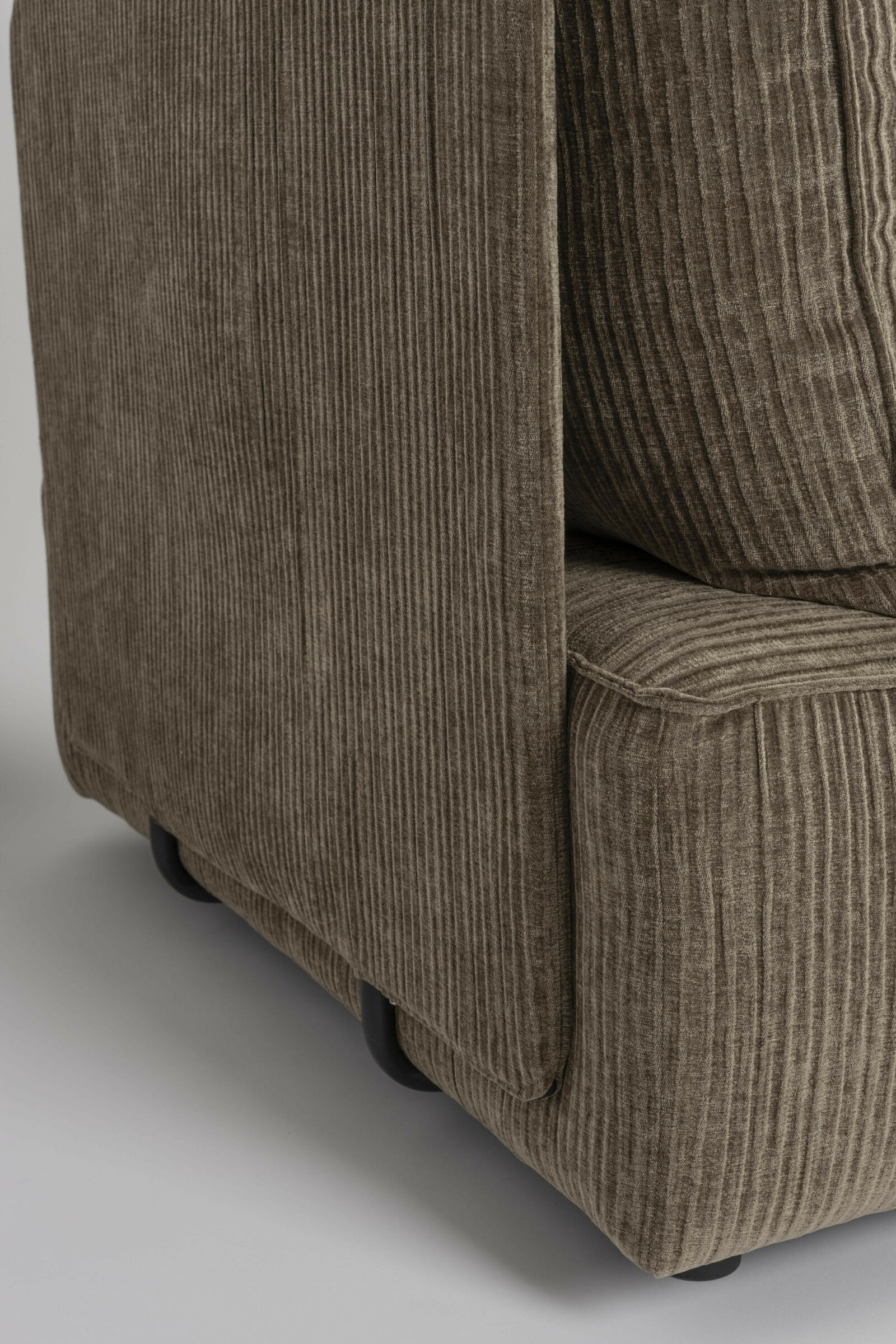 Zuiver 3-zits Bank 'Hunter' 318cm, kleur Bruin
