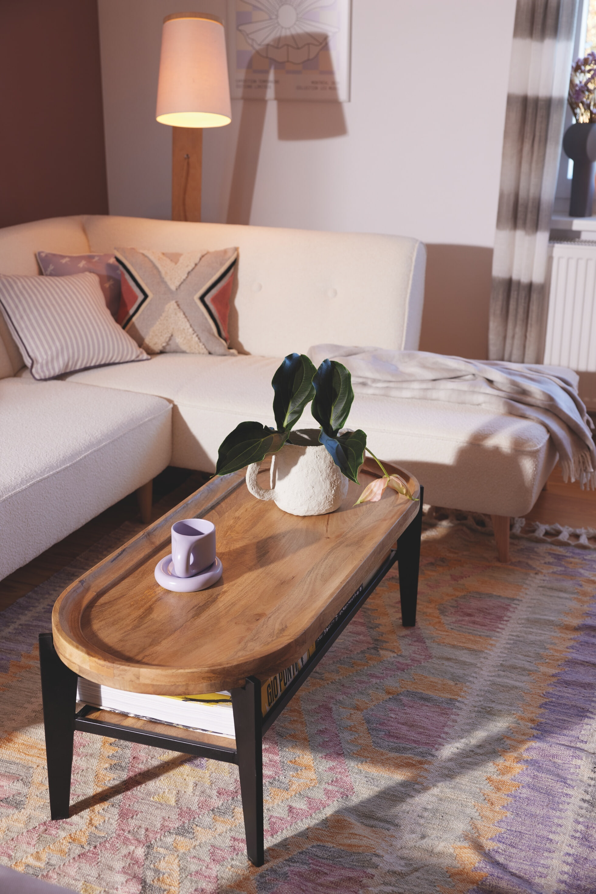 Tom Tailor Ovale Salontafel 'Deke' Mangohout en metaal, 120 x 50cm