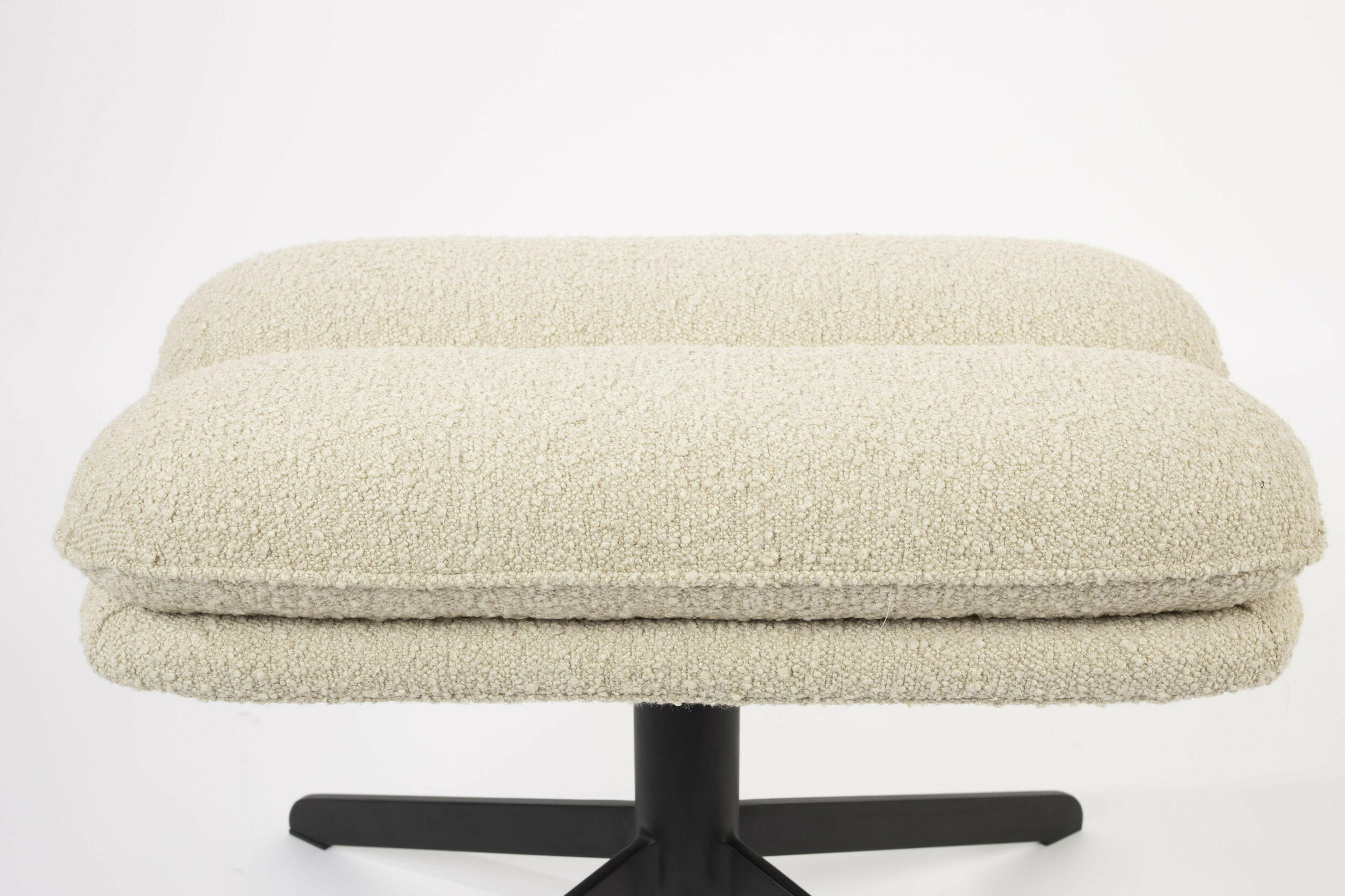 Zuiver Hocker 'Tyler' Bouclé, kleur Naturel