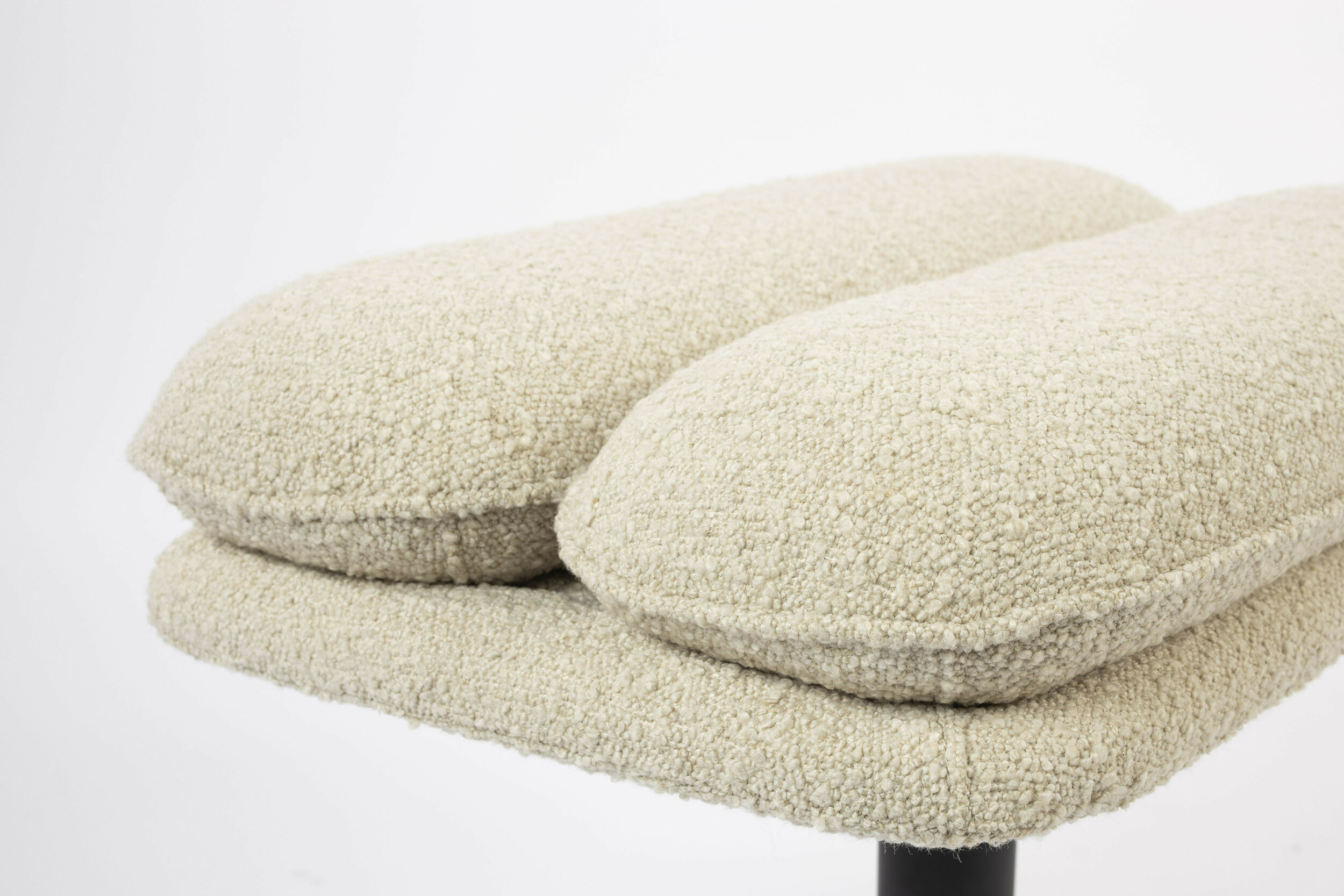 Zuiver Hocker 'Tyler' Bouclé, kleur Naturel