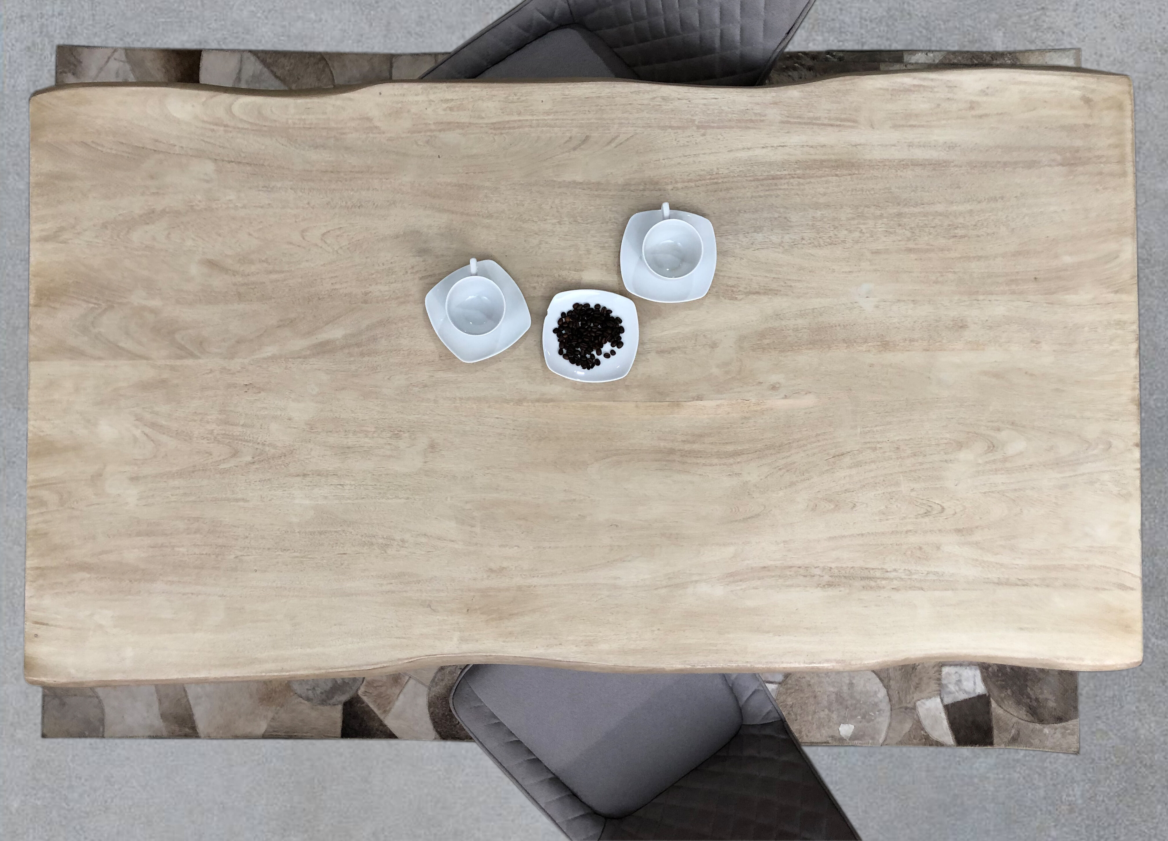 Artistiq Boomstam Eettafel 'Tinata' Acaciahout, 160 x 85cm, kleur Naturel