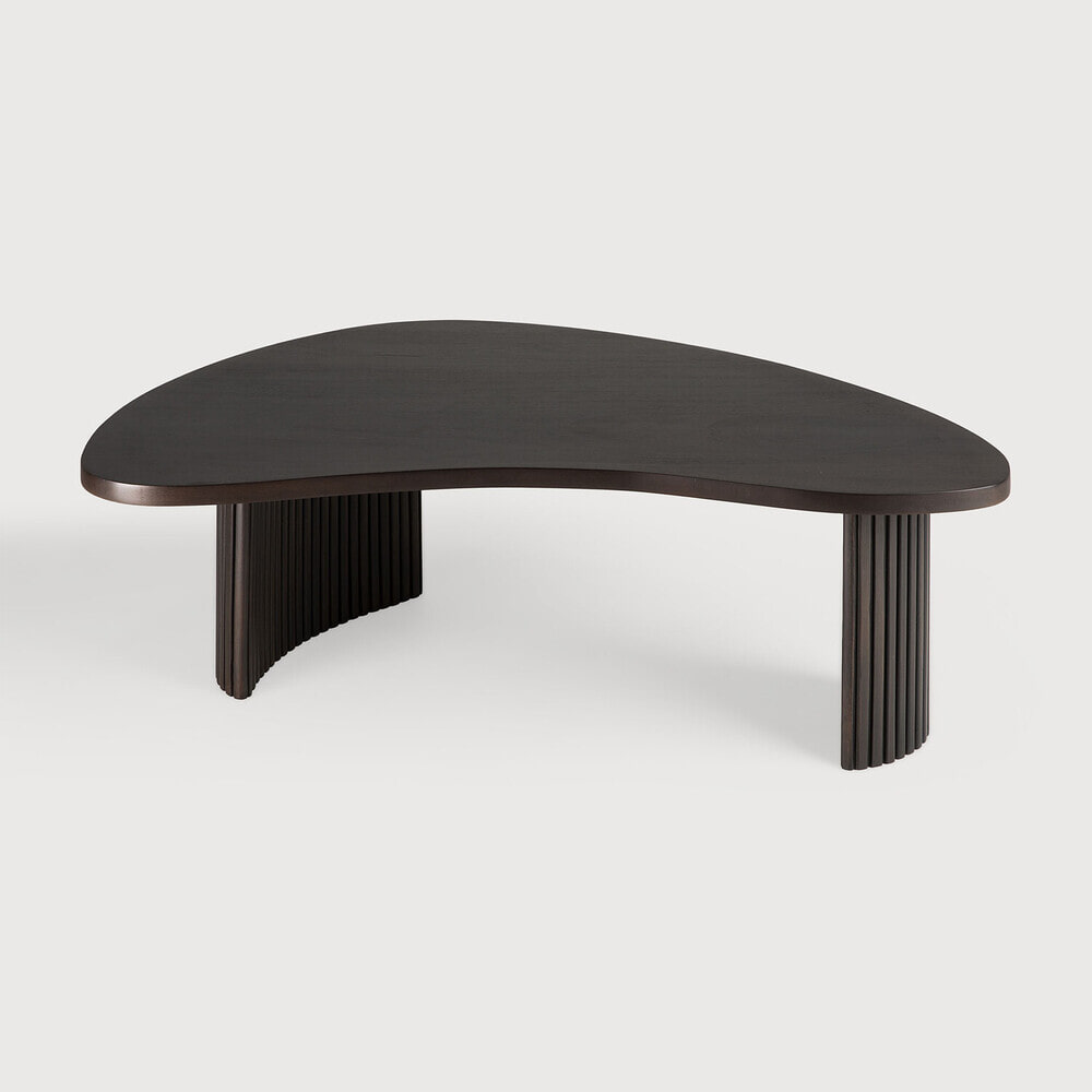 Ethnicraft Organische Salontafel 'Boomerang' Gevernist Mahoniehout, 90 x 61cm, kleur Donkerbruin