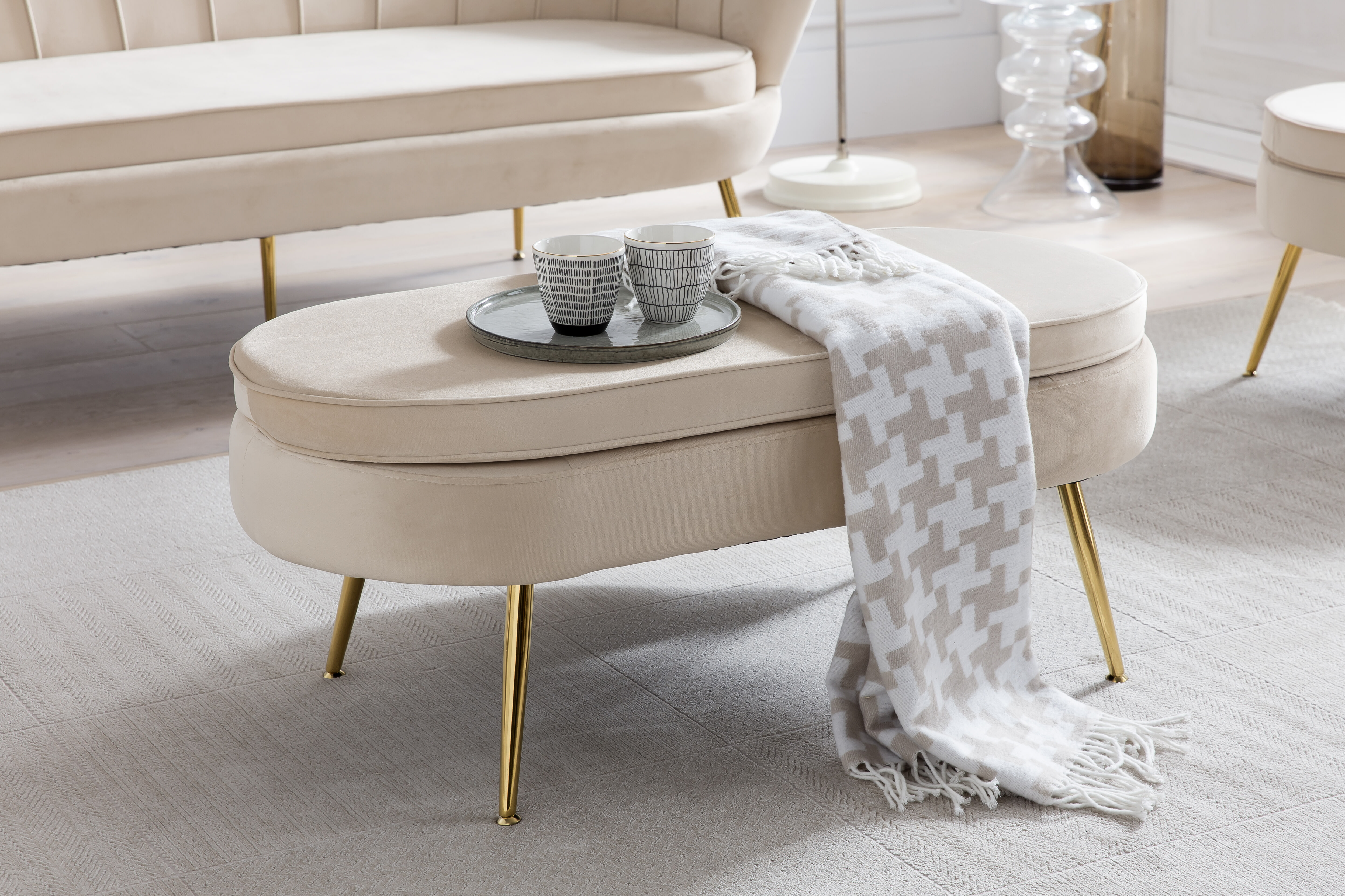 Artistiq Hocker 'Loulou' Velvet, kleur Beige