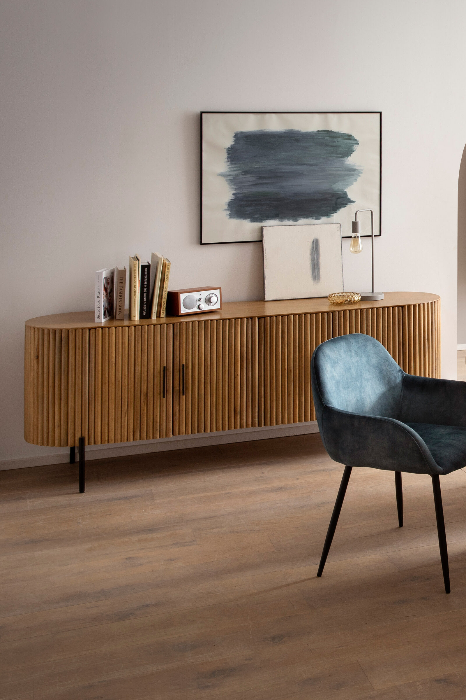 Artistiq Dressoir 'Bethann' Mangohout, 190cm