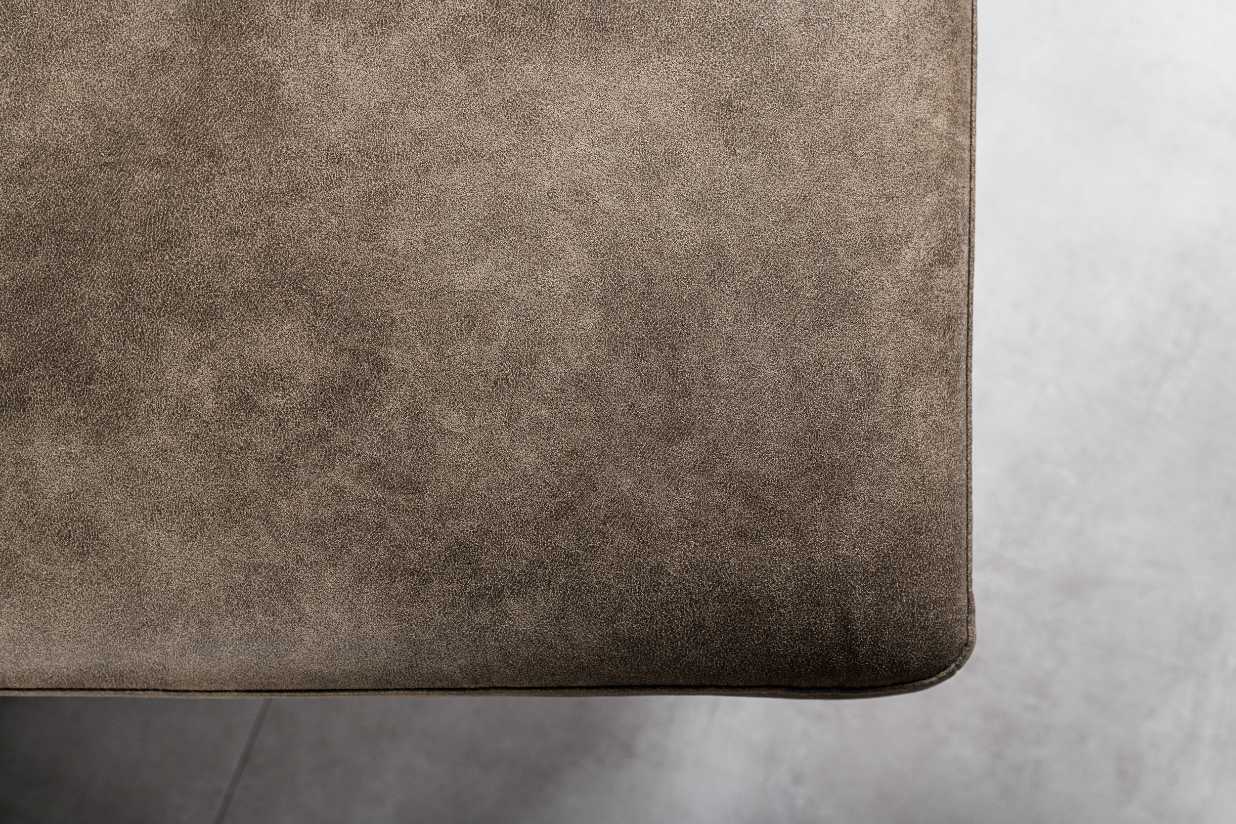 BASE 3-zits Bank 'Everet' Links/Rechts, kleur Taupe