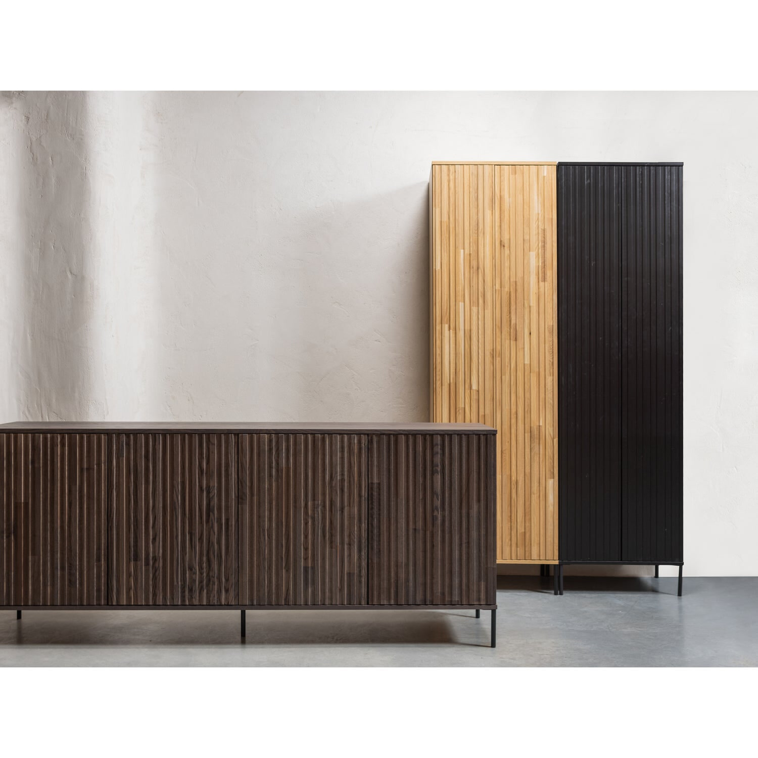 WOOOD Dressoir 'New Gravure' Essenhout, 200cm, kleur Espresso