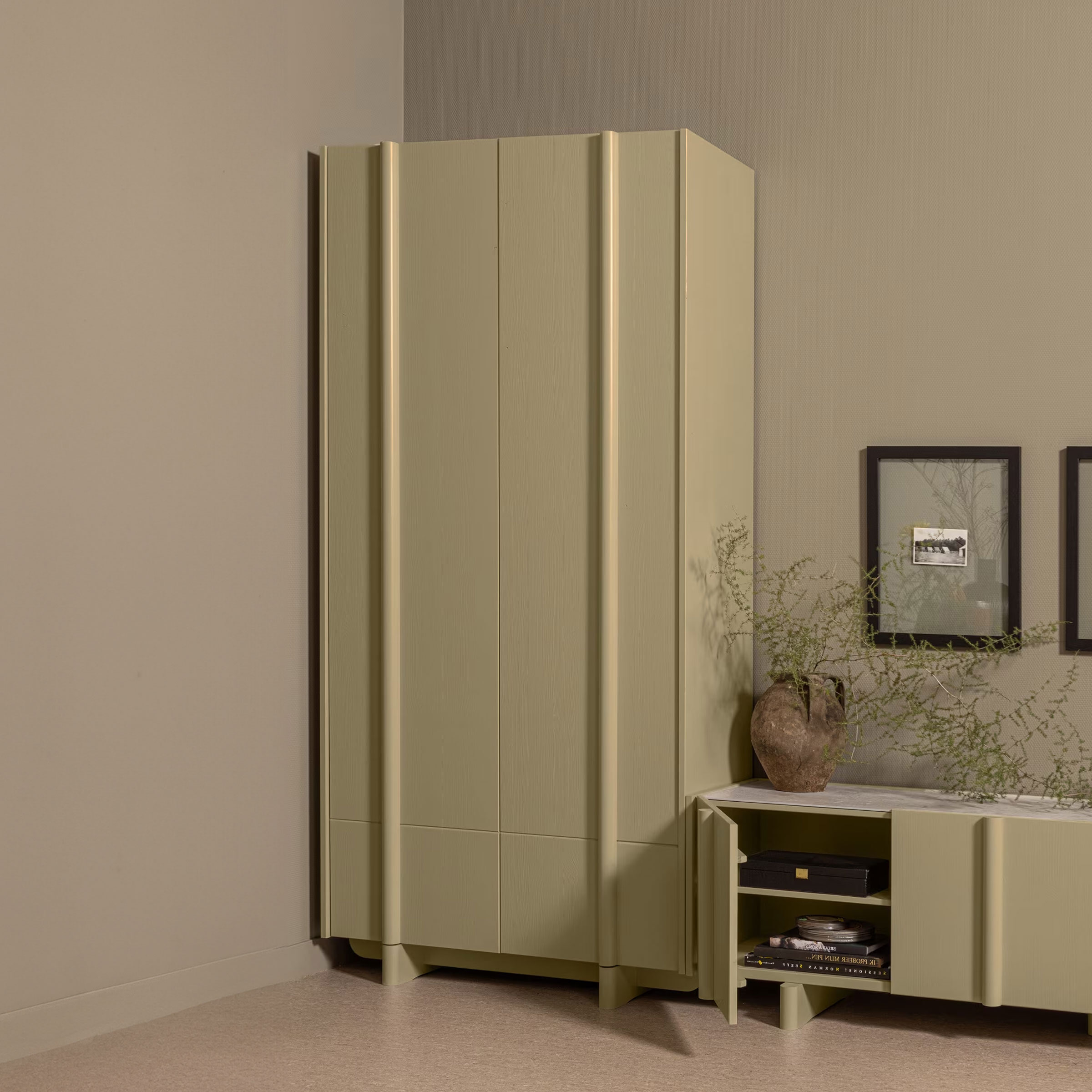 WOOOD Opbergkast 'Basu' Grenen, 210 x 101cm