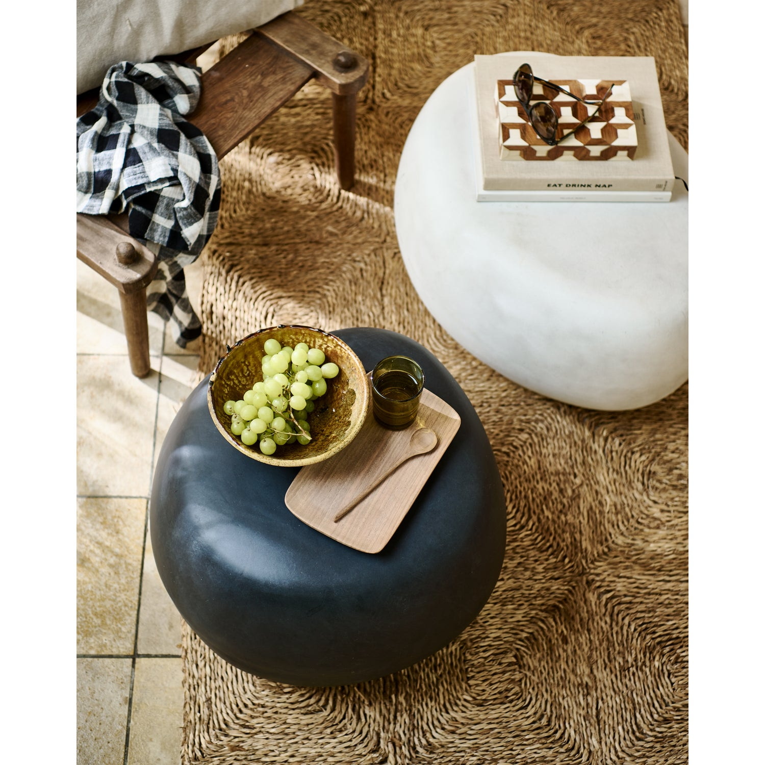 vtwonen Bijzettafel 'Pebble' Betonlook, 50cm