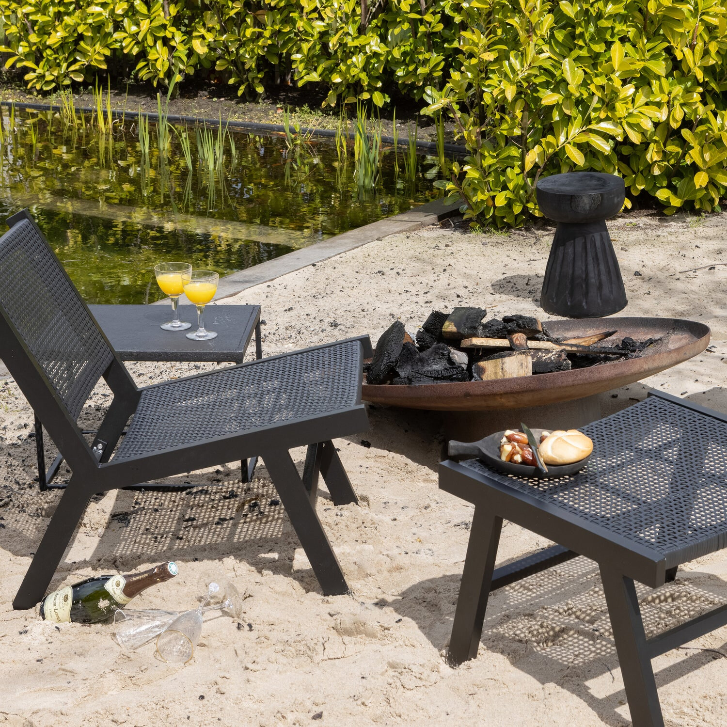 WOOOD Krukje 'Borre' kleur Zwart, Ø28cm