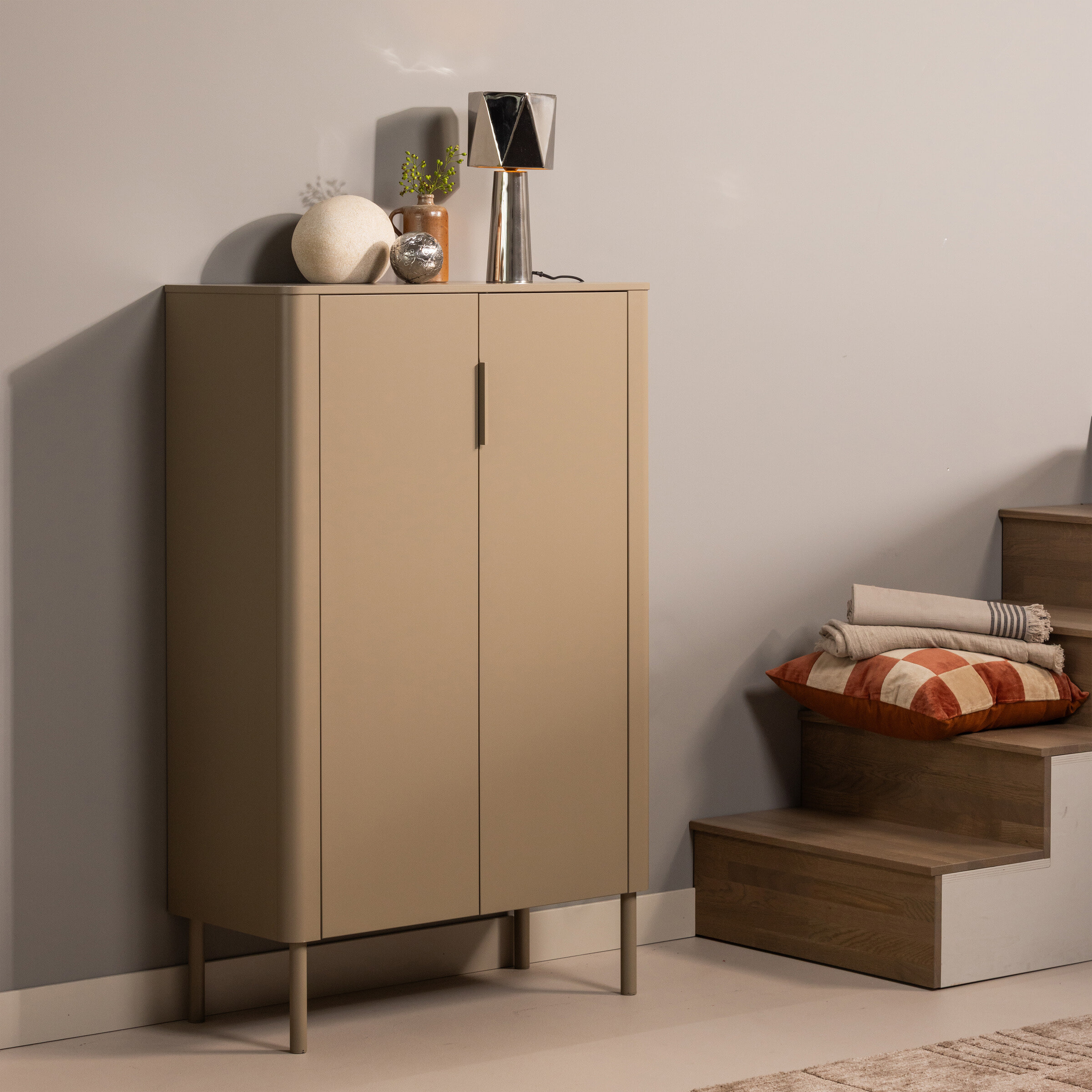 WOOOD Opbergkast 'Gunnar' Grenenhout, 135 x 85cm, kleur Mud