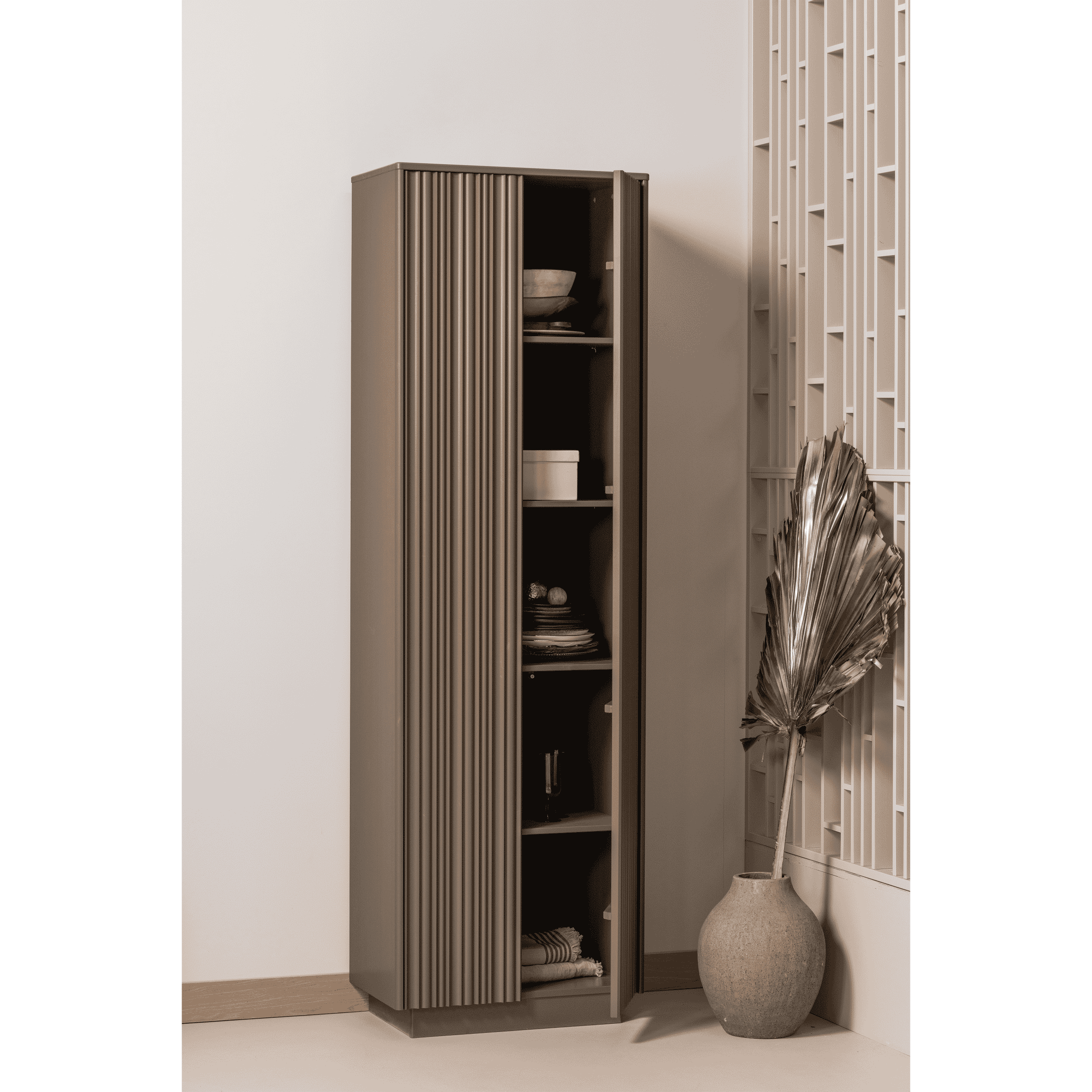 WOOOD Opbergkast 'Nova' Grenenhout, 215 x 67cm, kleur Truffel Bruin