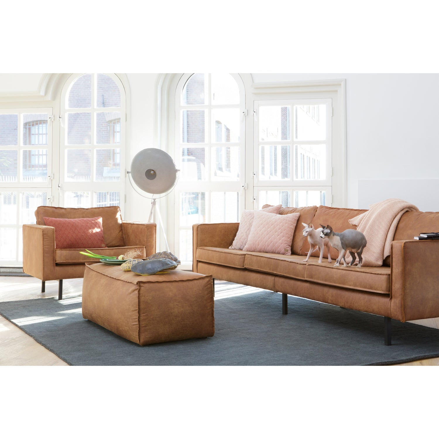 WOOOD Bank 'Rodeo' 3-zits, kleur cognac