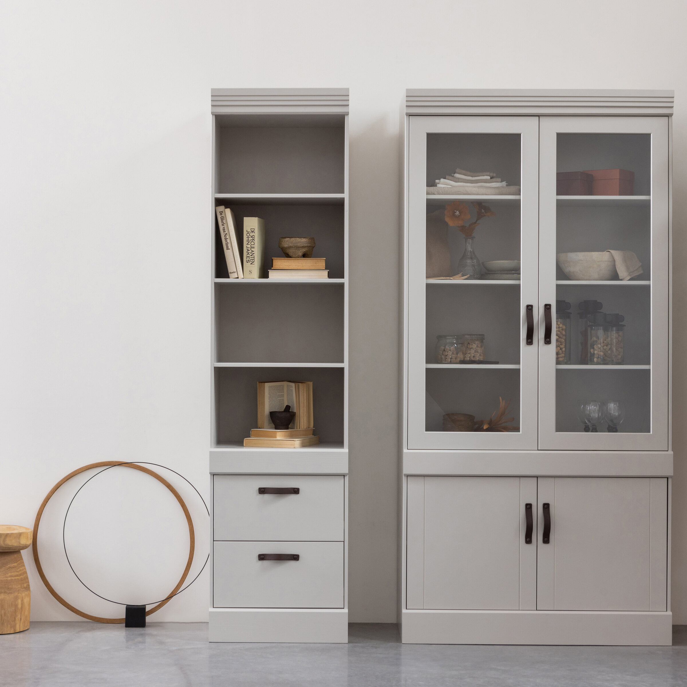 WOOOD Boekenkast 'Bold' Grenen, 215 x 54cm, kleur Sneeuwwit
