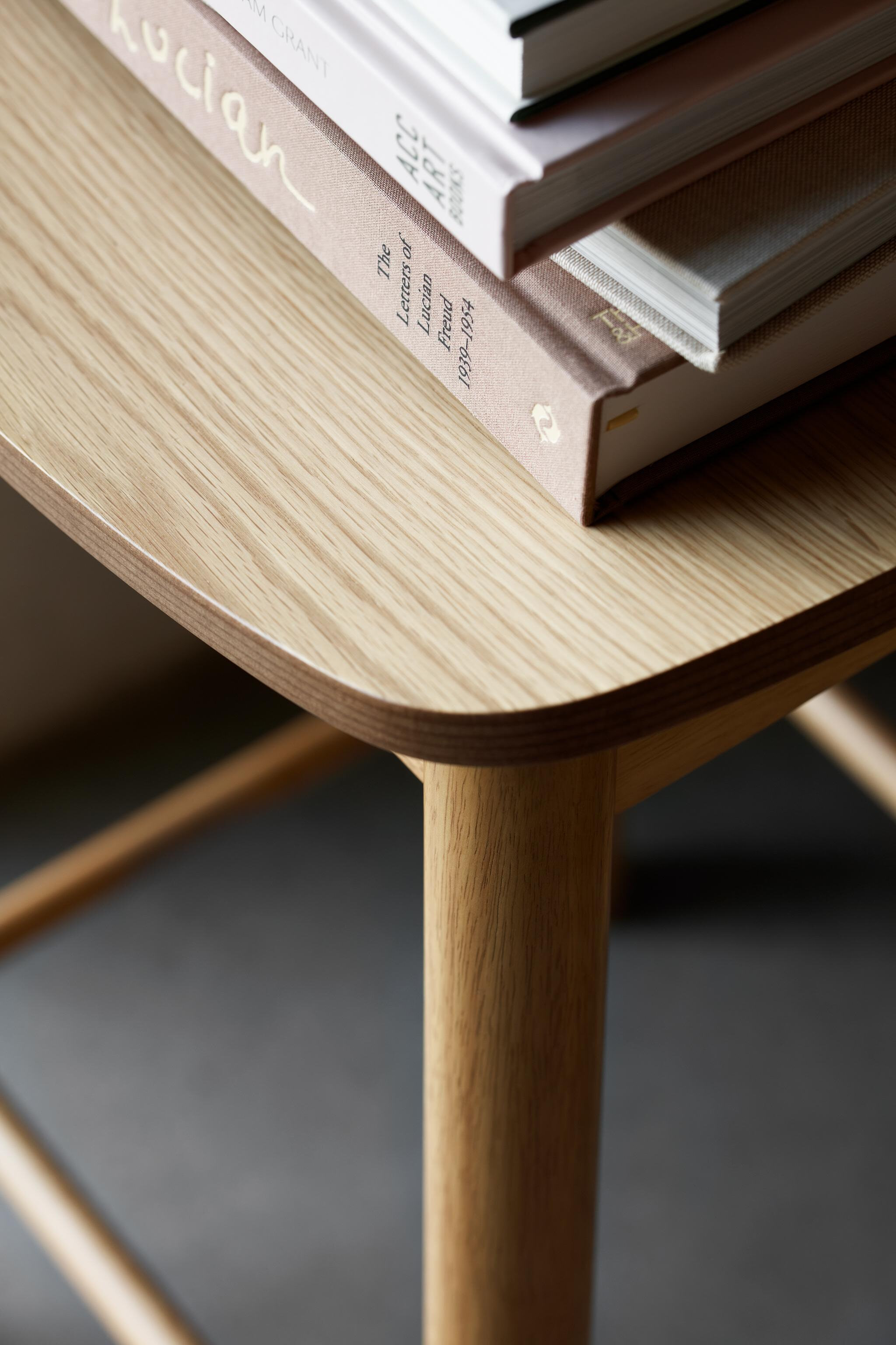 Bendt Barkruk 'Vernard' Eiken (zithoogte 74cm)