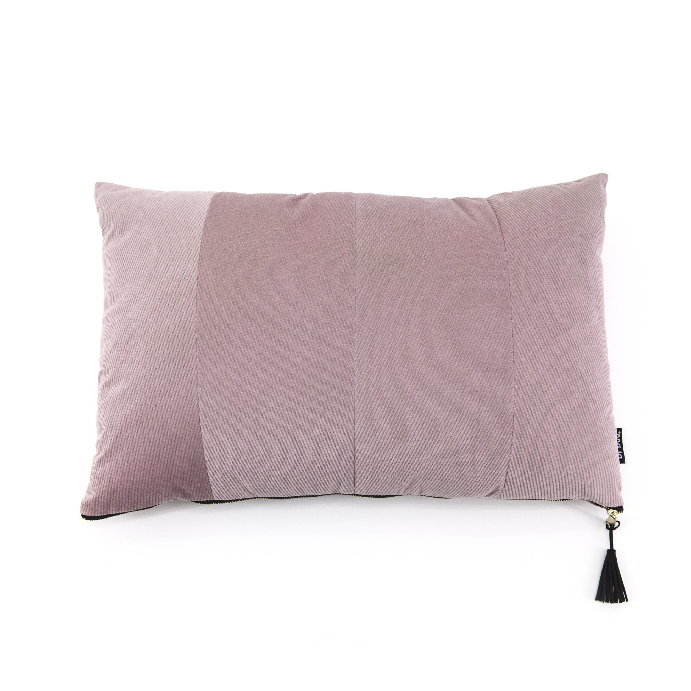 By-Boo Kussen 'Faith' 40 x 60cm, kleur Roze By-Boo Kussen 'Faith' 40 x 60cm, kleur Roze