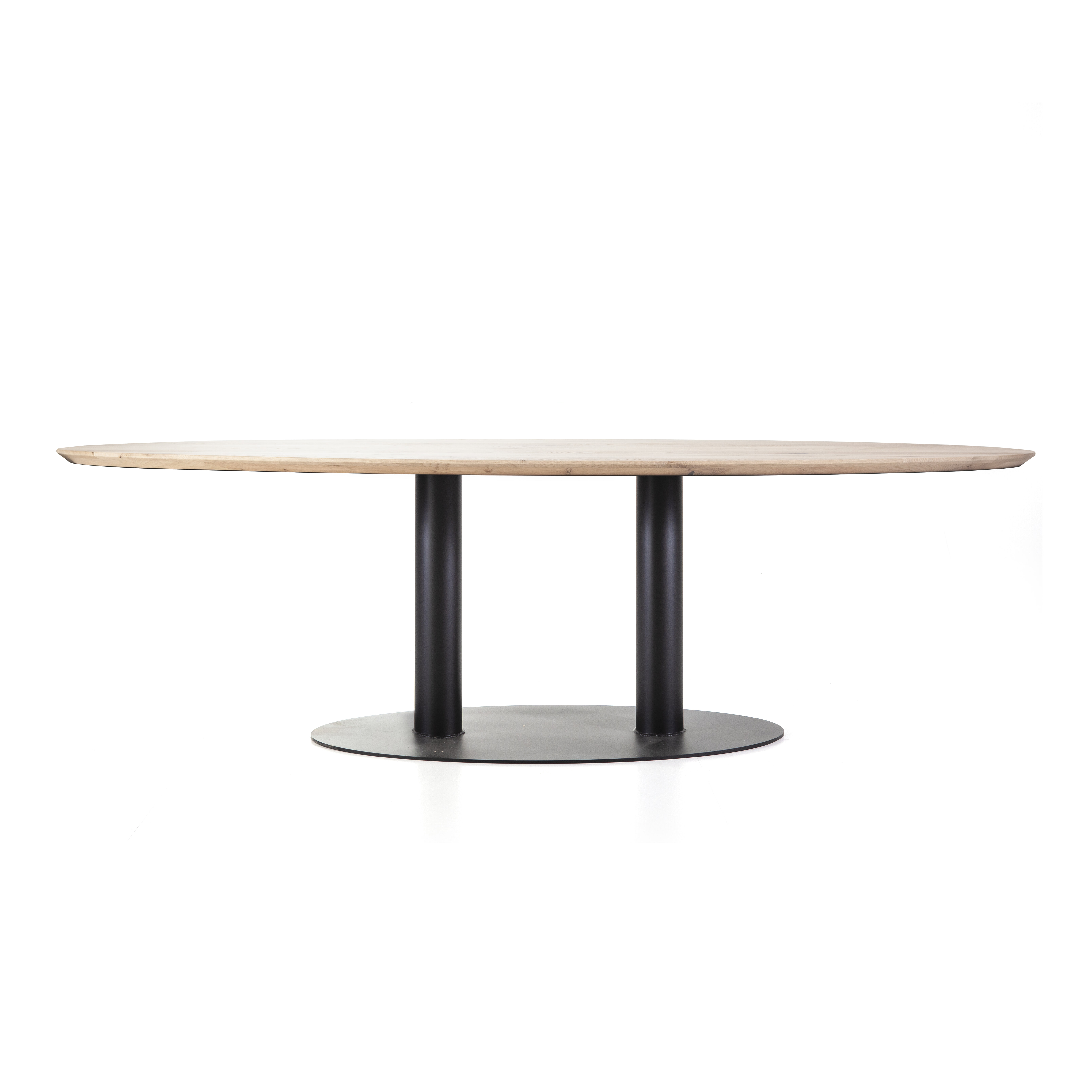 Eleonora Ovale Eettafel 'Hamilton' 240 x 110cm, kleur Naturel Eleonora Ovale Eettafel 'Hamilton' 240 x 110cm, kleur Naturel